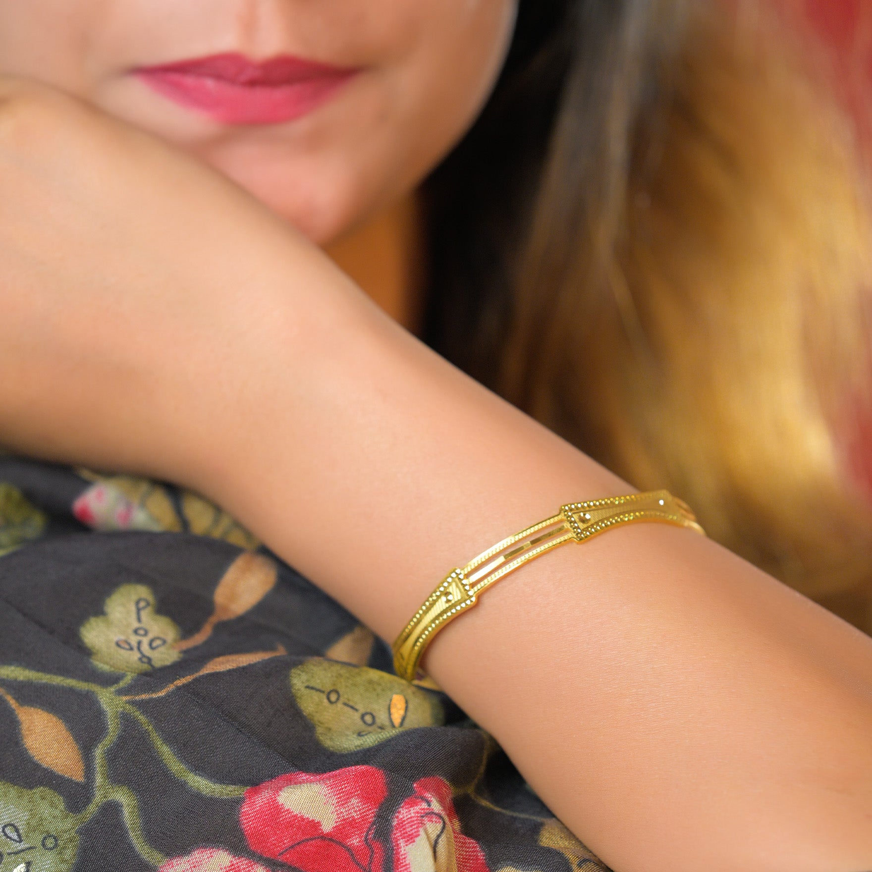 Gold Bangle PGB66-24-571