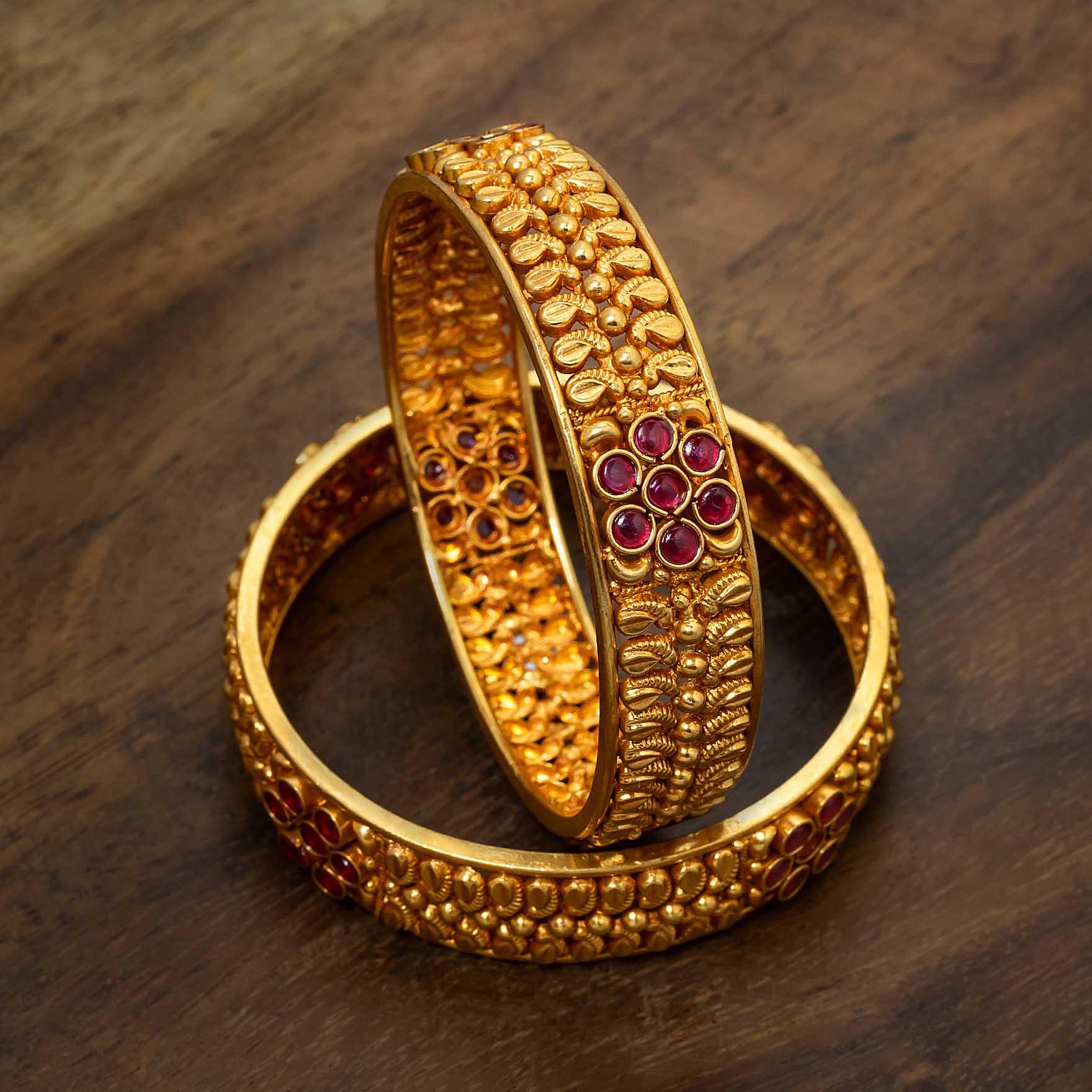 Sreshta Bangle PSGRBSR18R-006 - Parakkat Jewels