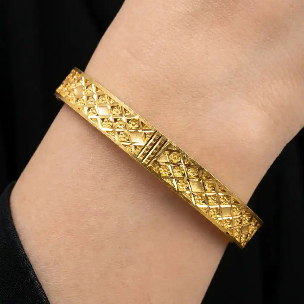24ct Heavy Gold Layered Natalie Bangle PGB10-022