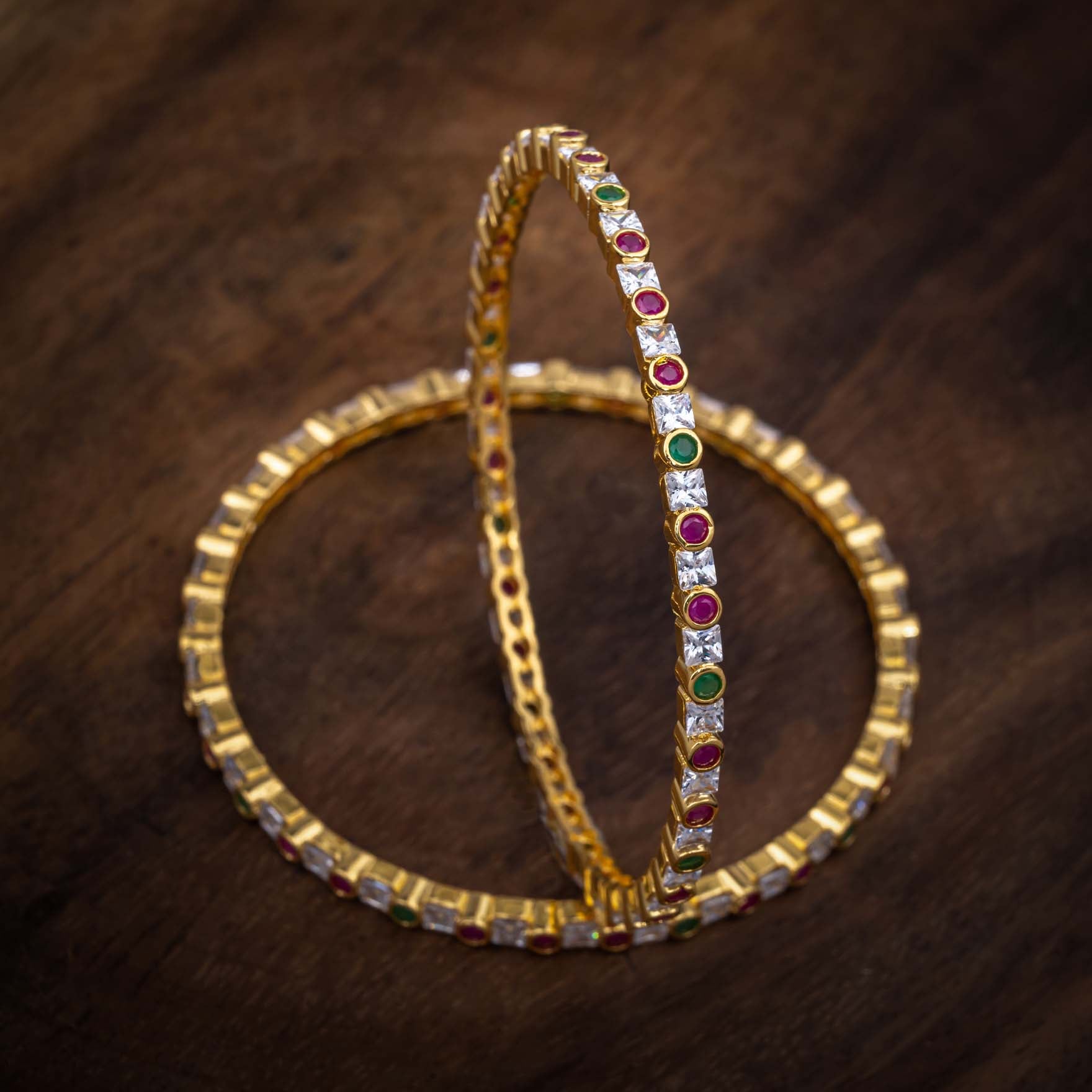 Stone Bangle PSB26WRG-032