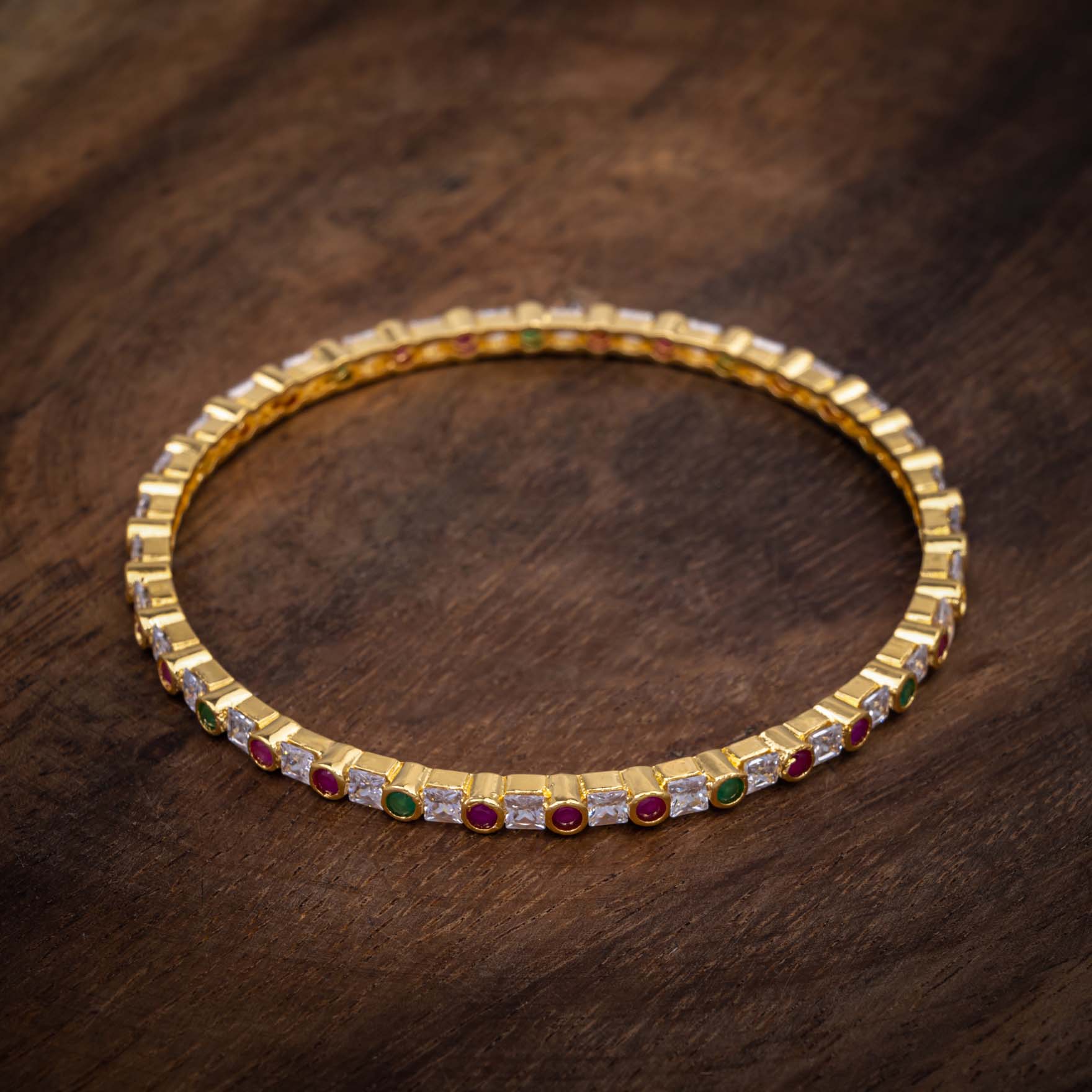 Stone Bangle PSB26WRG-032