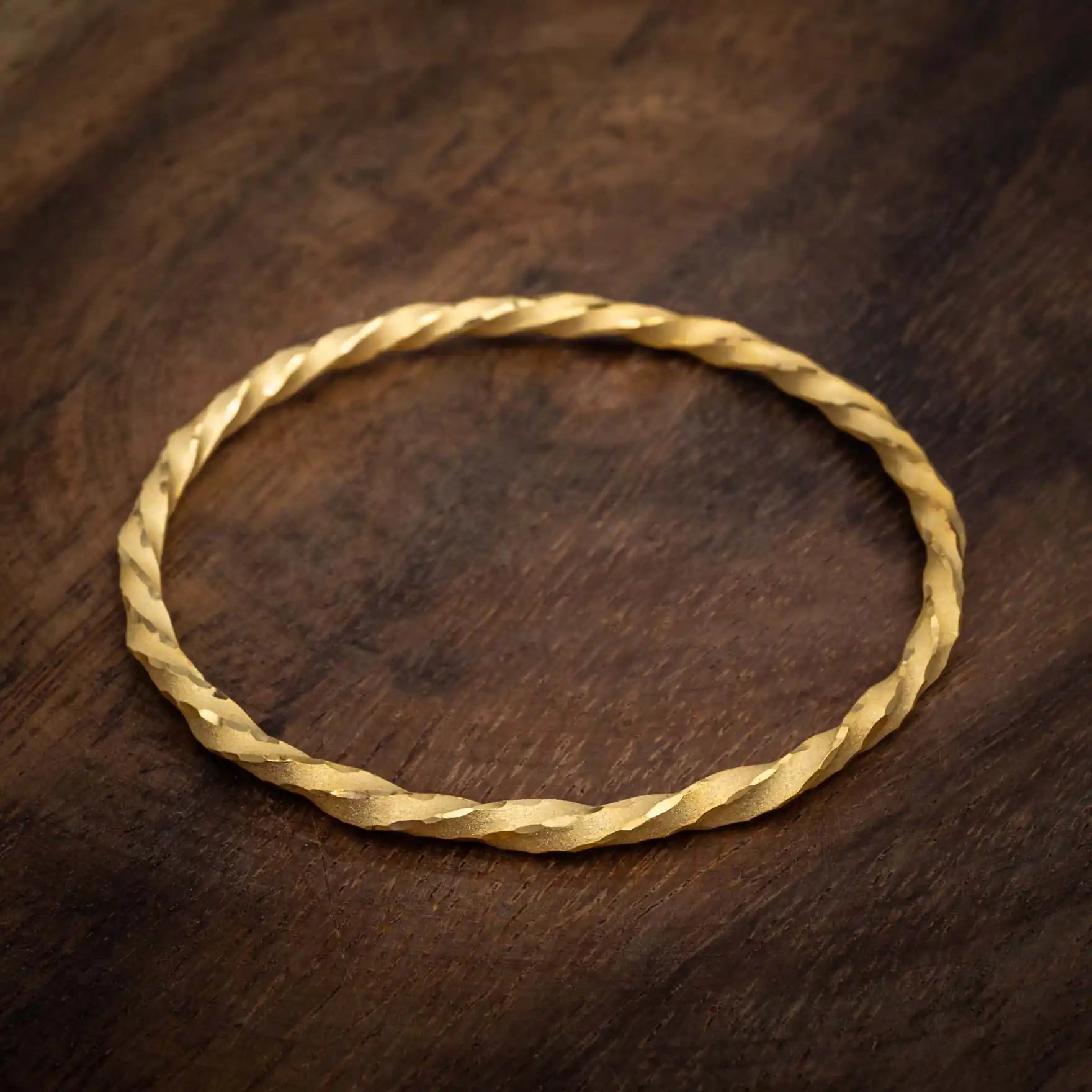 Golden Bangle PGB41a-051