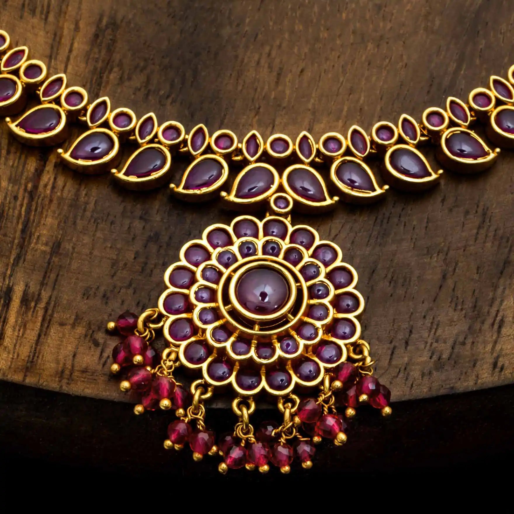 Sreshta Necklace with Earring PSGRNSSR35R-085 — Gold Plated Jewellery | Parakkat Jewels