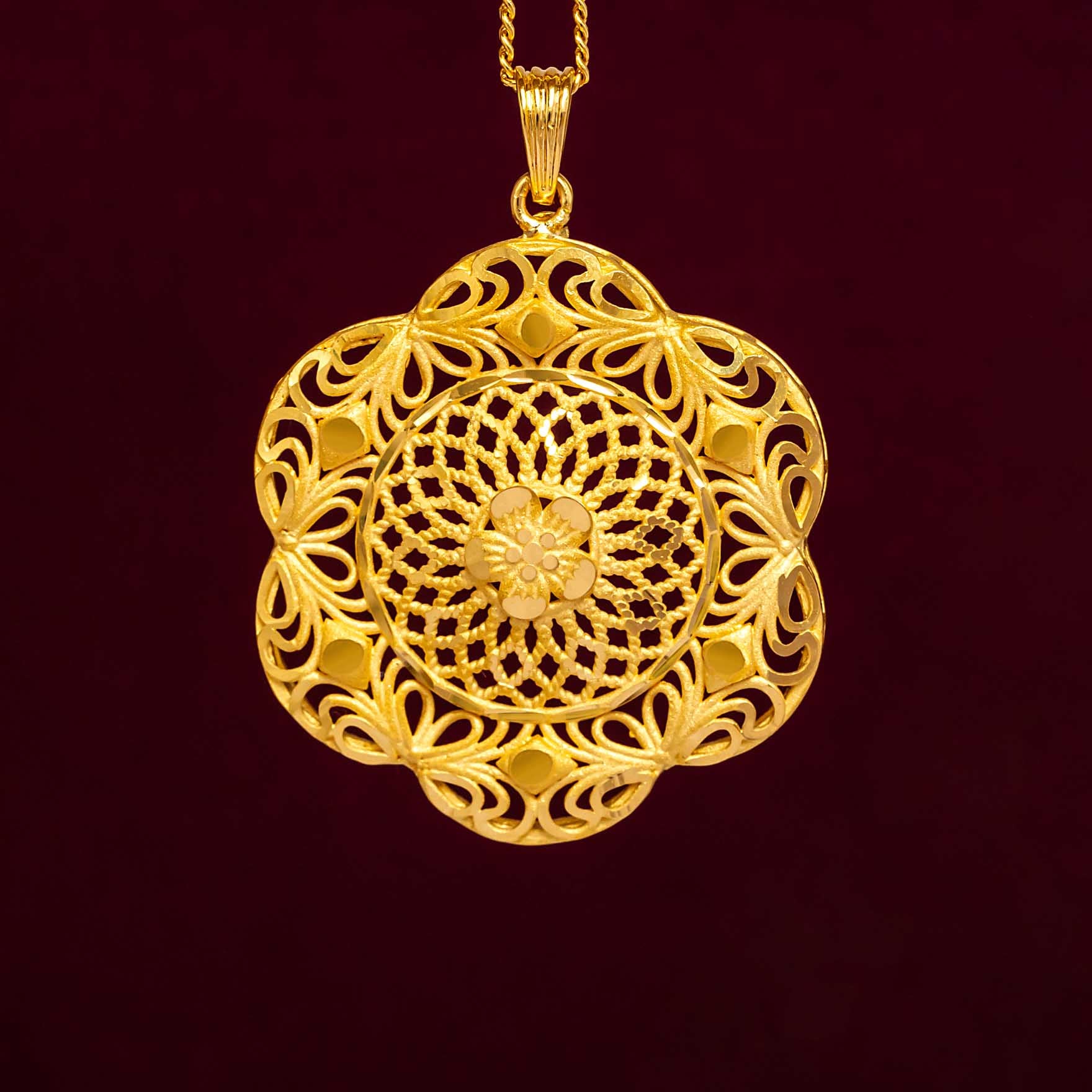 Gold Pendant PGLT61-011
