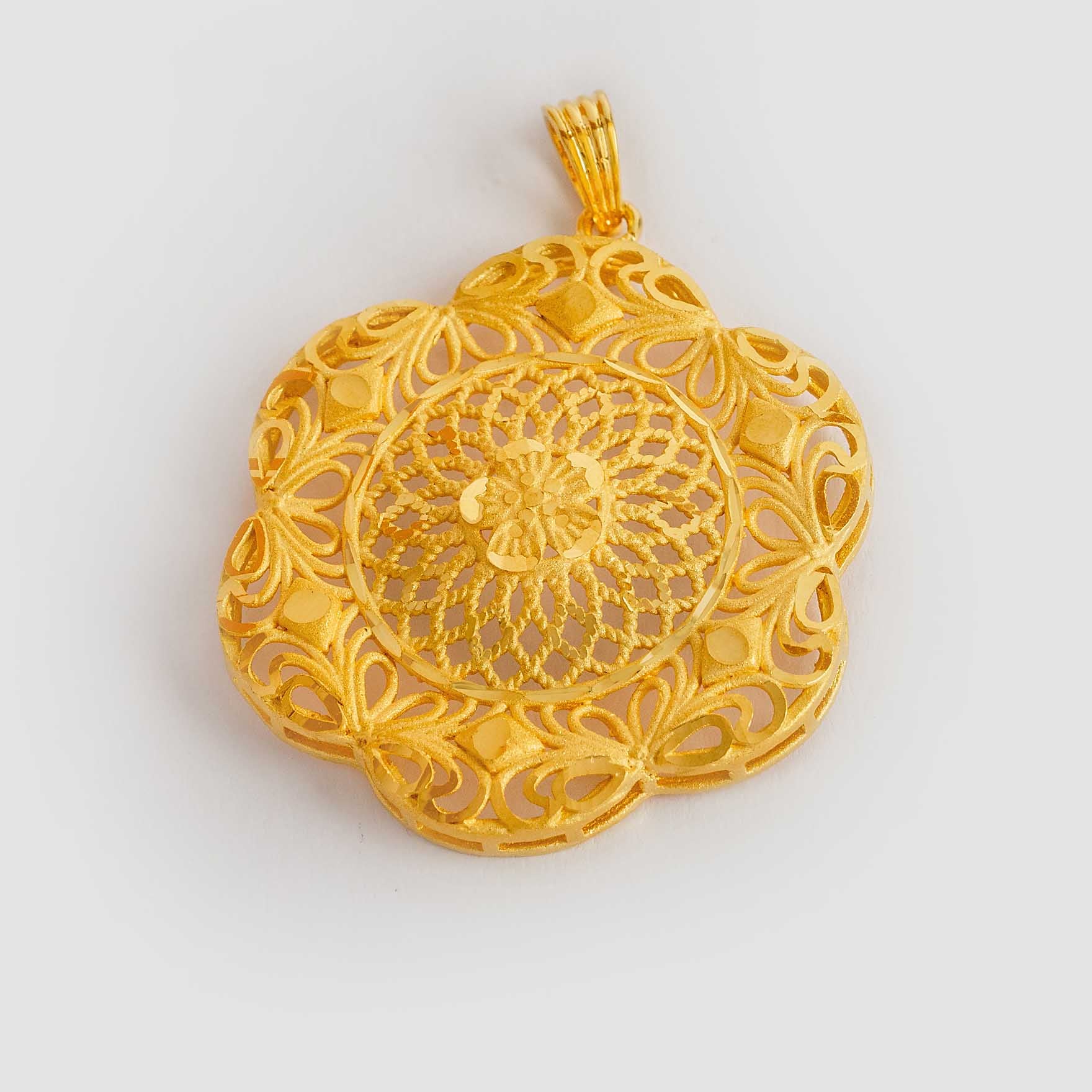 Gold Pendant PGLT61-011