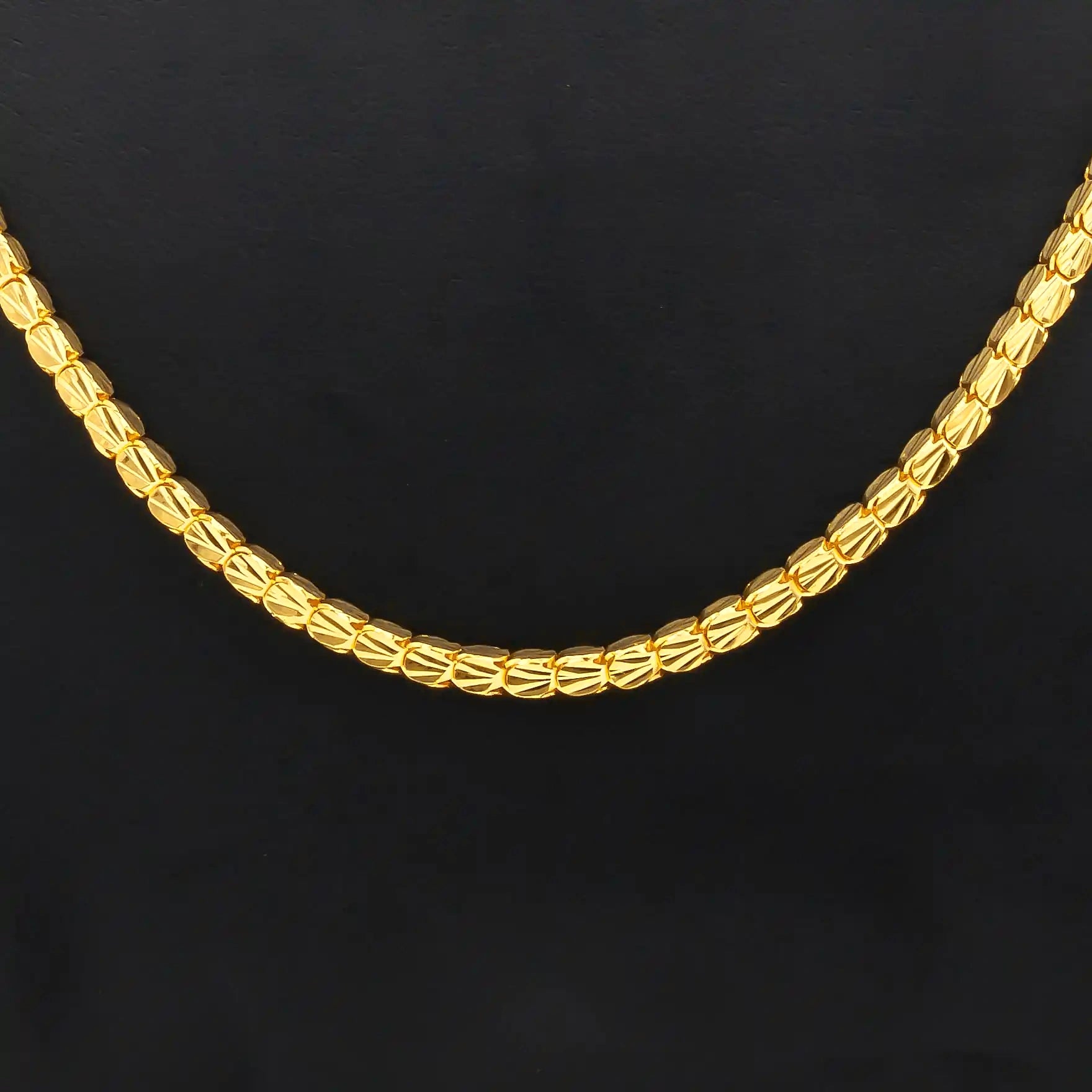 Box Bold Line Chain Gold Layered