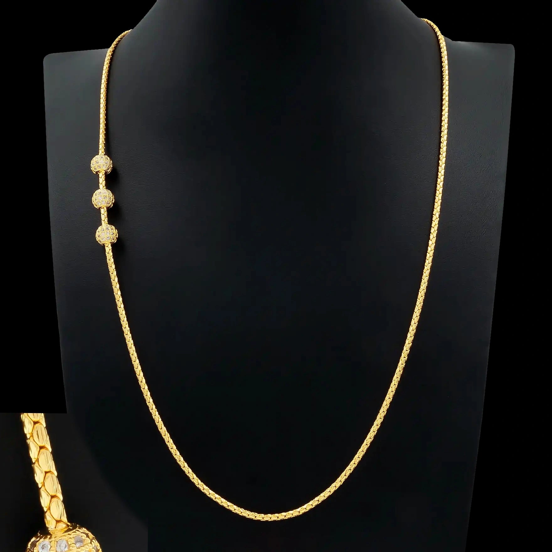 Bead Trio Station Chain Mop Gold Layered