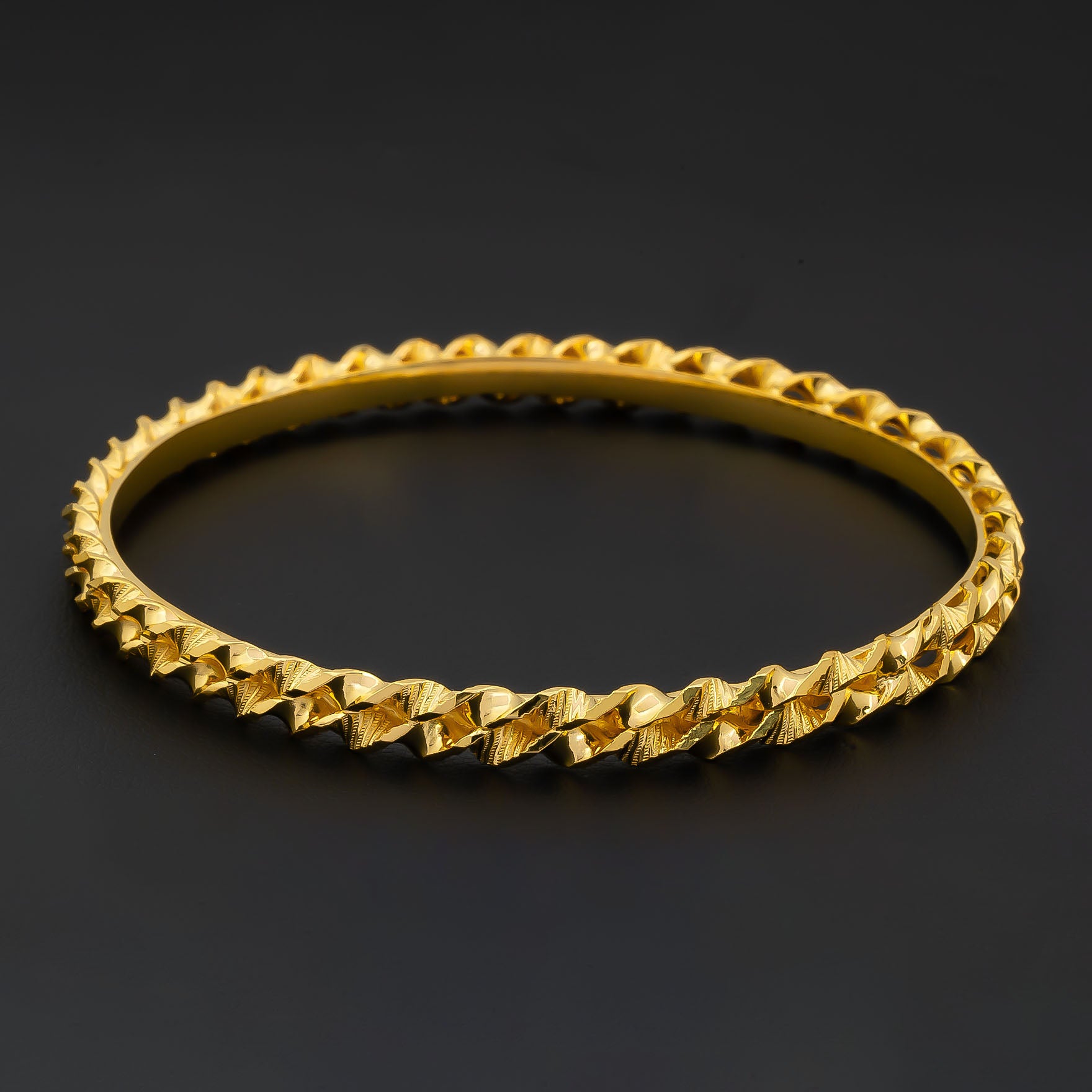 24CT HEAVY Gold Layered BOHO STYLE BANGLE PGB48-571