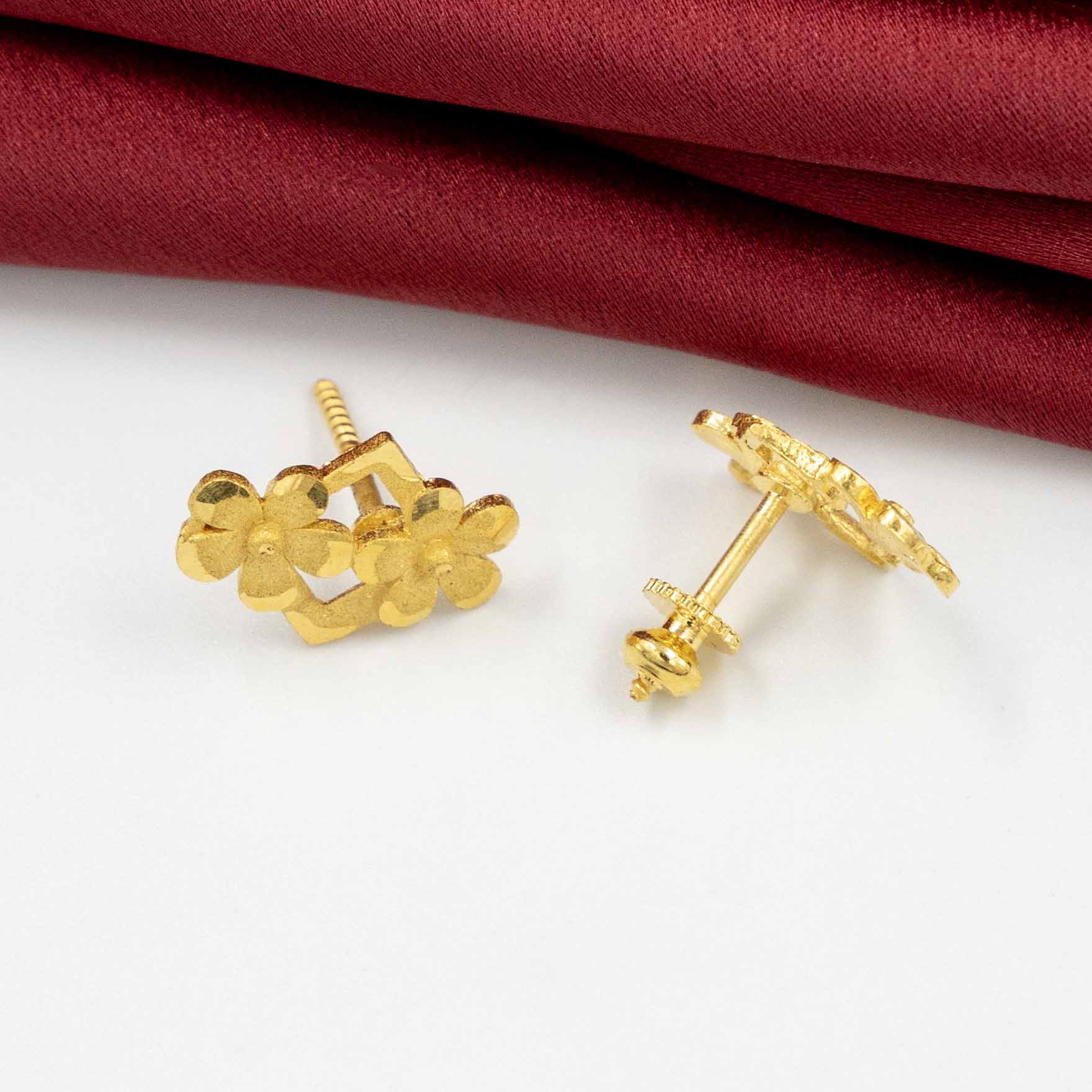 Gold earring PGST76-09