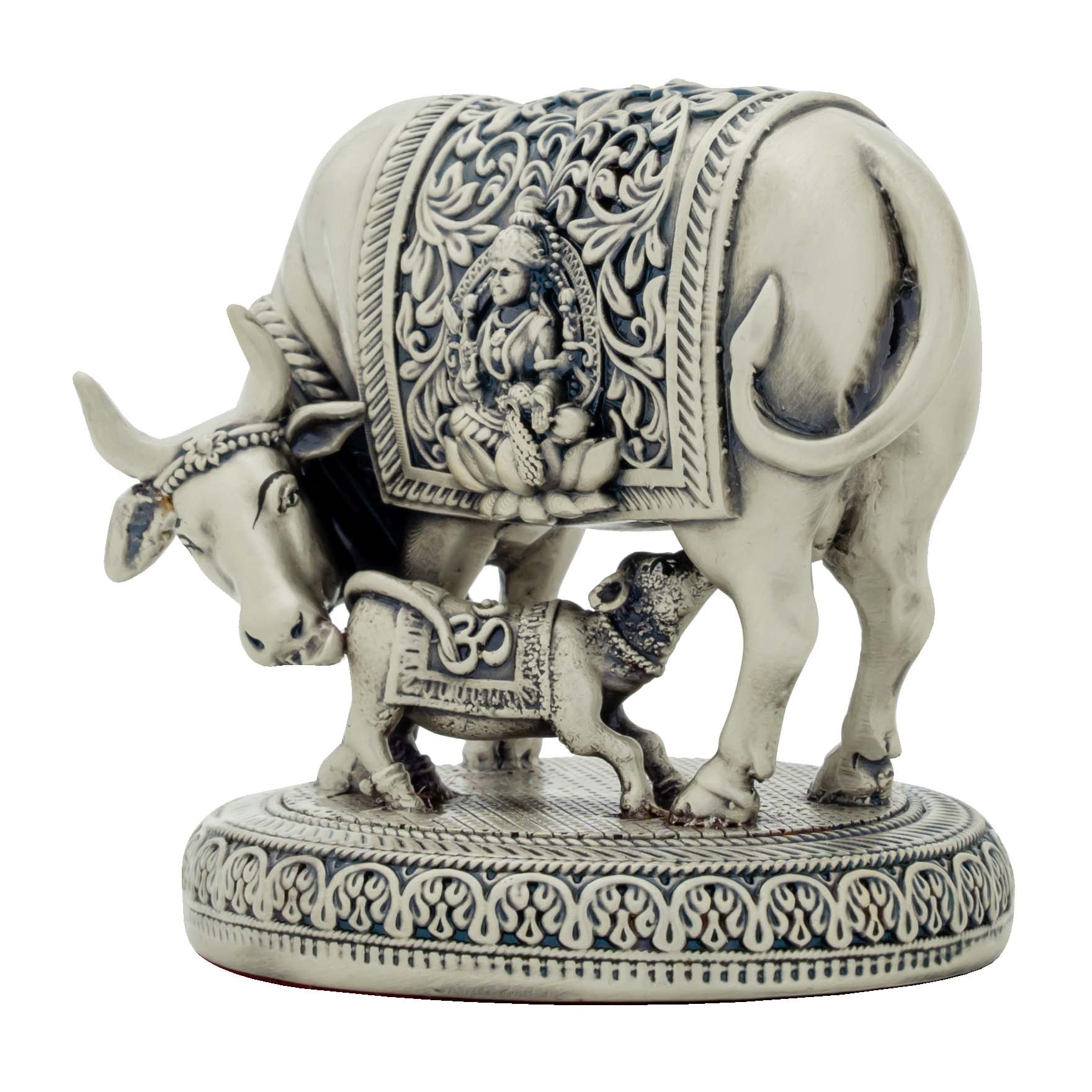 Kamadhenu Cow with Calf Figurine – Antique Silver Layered Showpiece with Carved Lakshmi Design – Vastu & Home Décor | PIDRSCCI-002