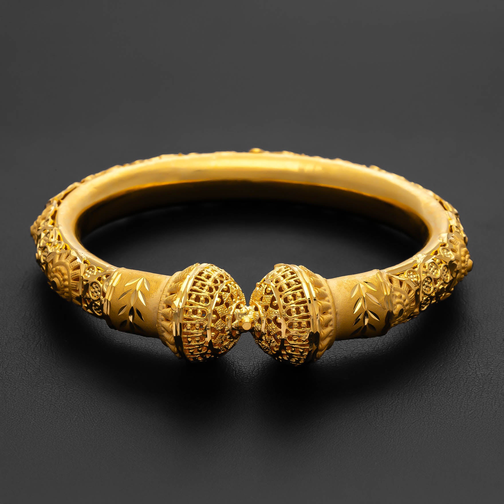 GOLDEN BANGLE PGB17-053