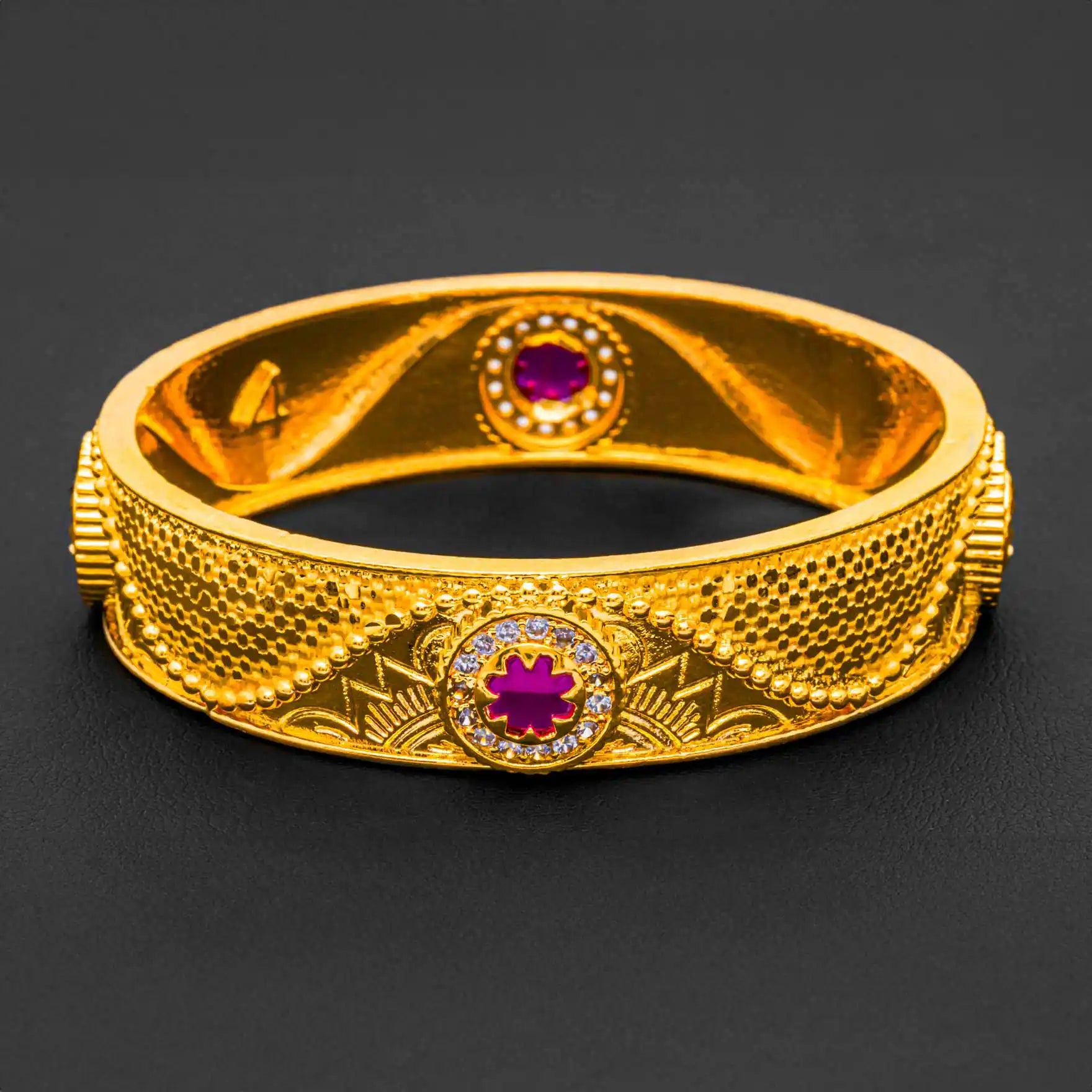 GOLDEN BANGLE PSB14WR-054