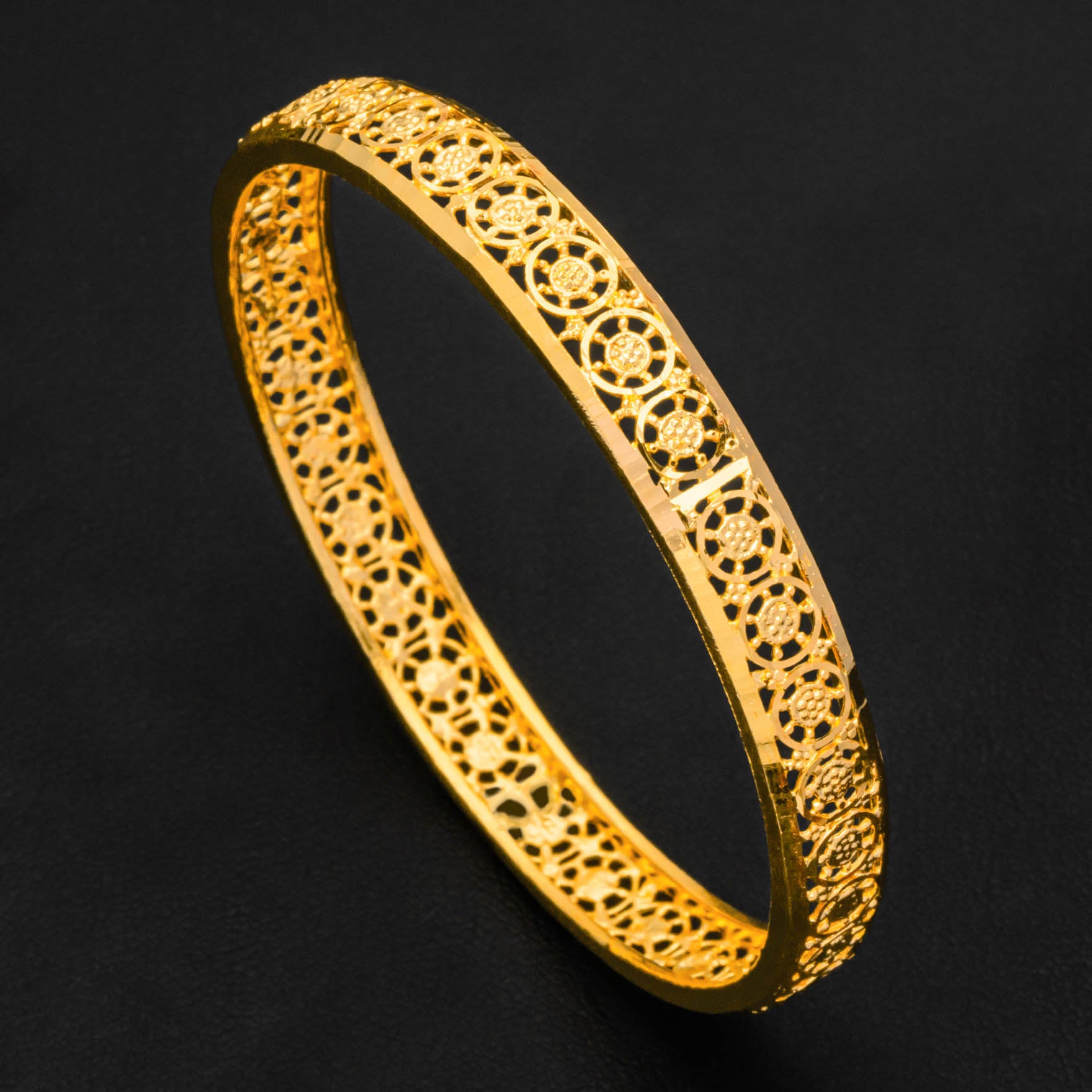 GOLDEN BANGLE PGB5-571