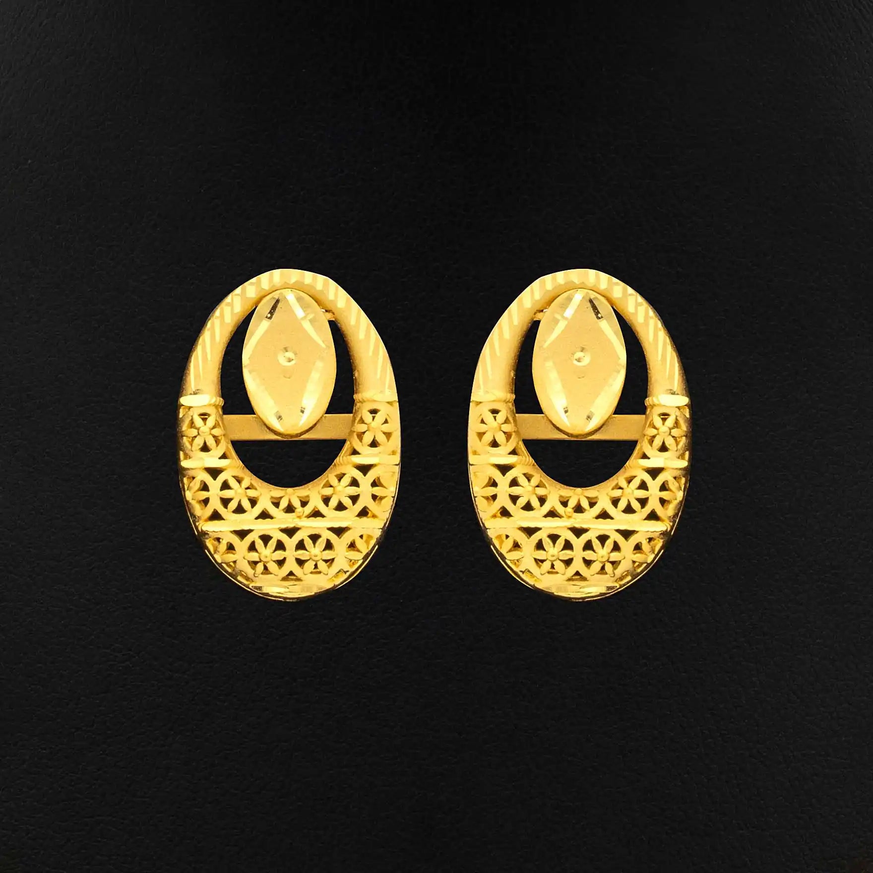 GOLDEN NECKLACE SHORT WITH GOLDEN STUD PGNS42-036, PGST7-041