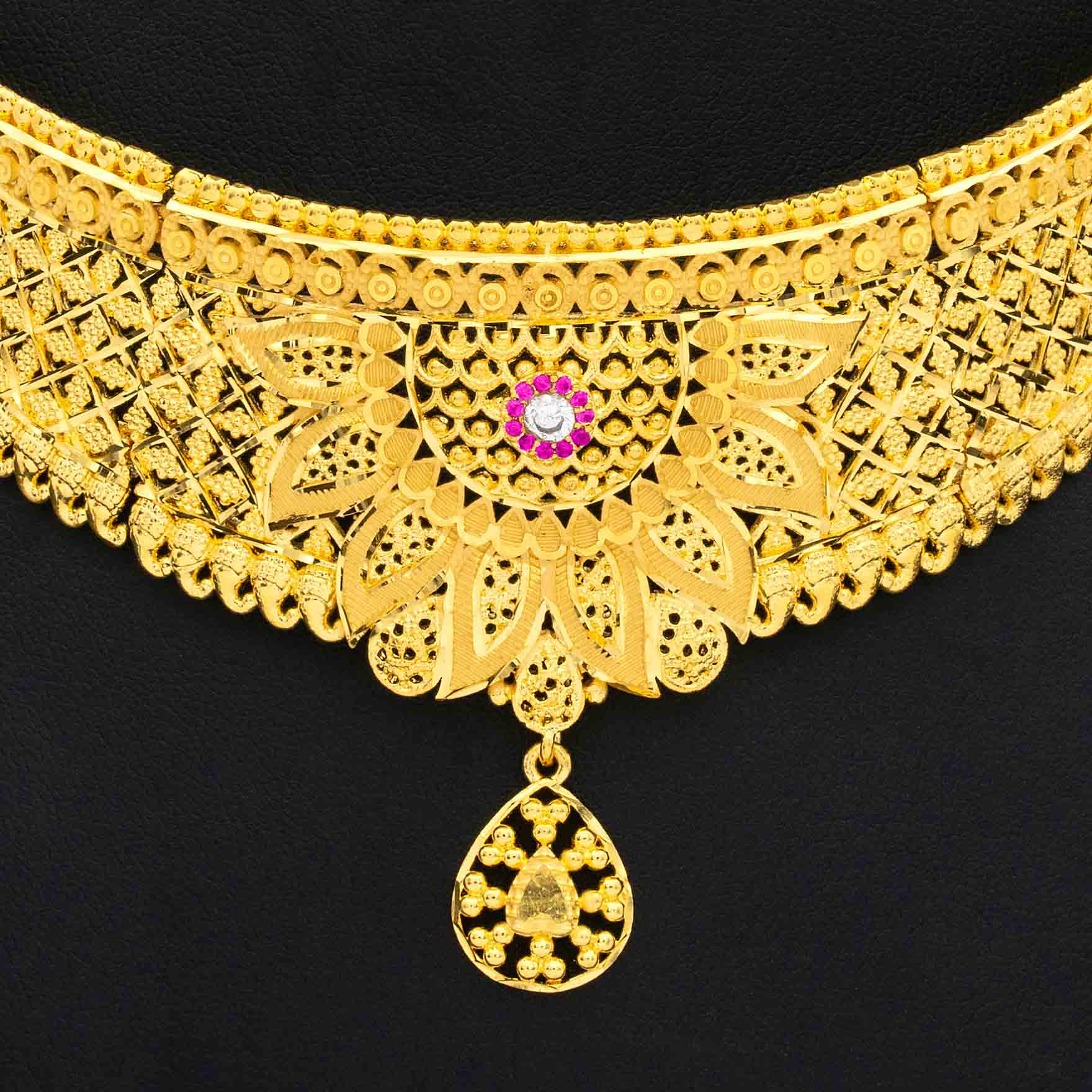 STONE NECKLACE SHORT WITH GOLDEN STUD PSNS8WR-0321, PSHST56WR-081