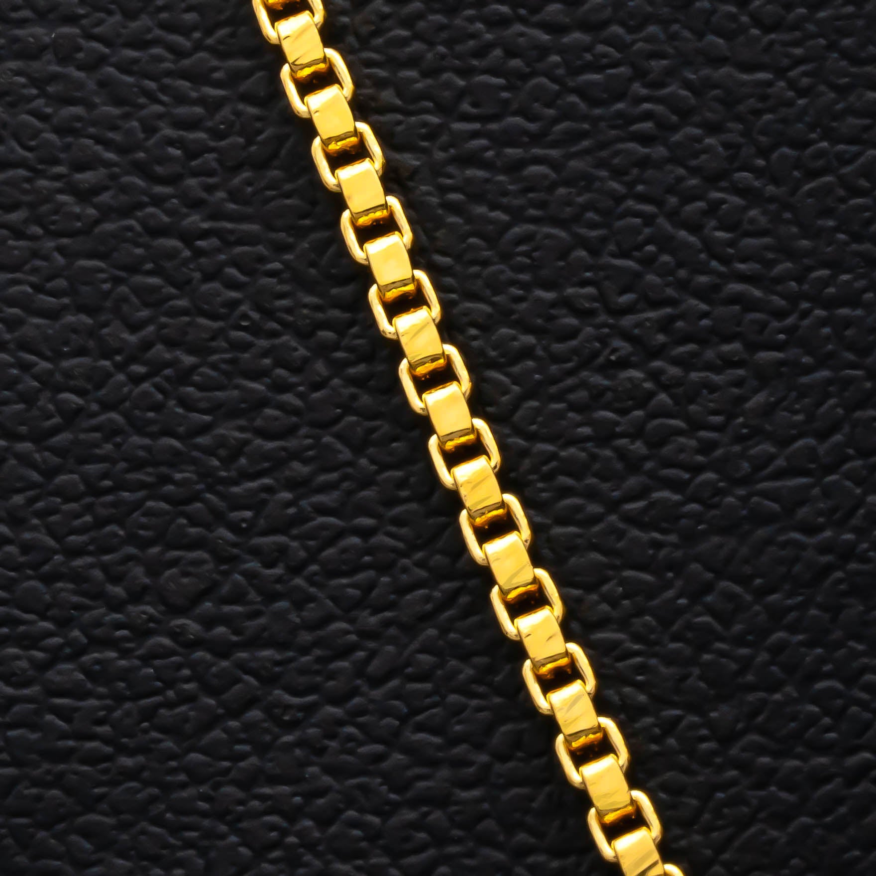 GOLDEN NECKLACE PGNS93-053