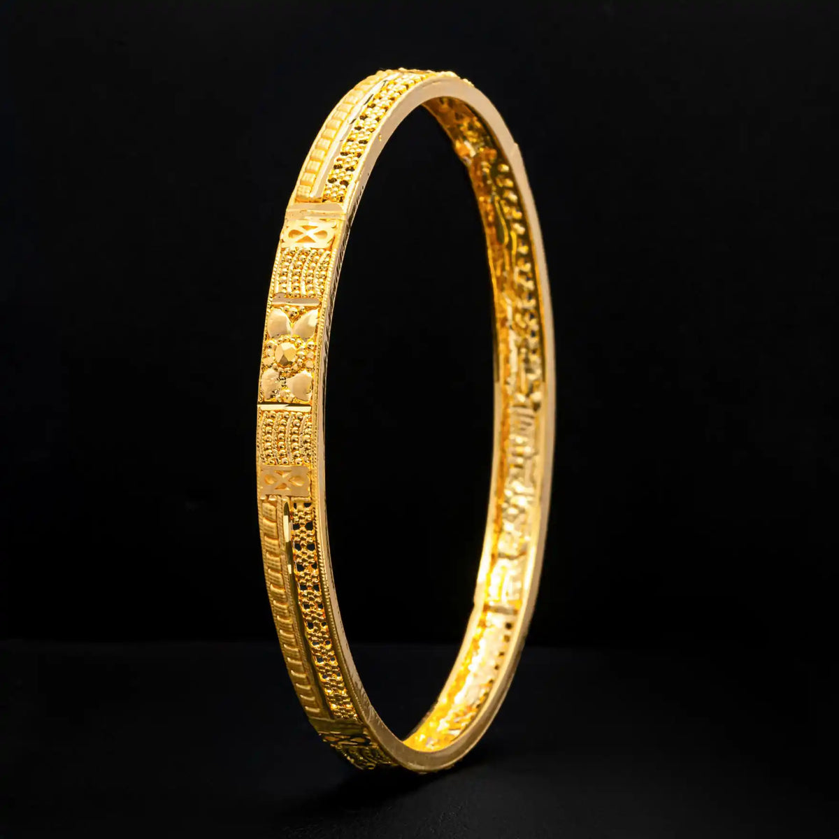 Relief Etch Slim Bangle Gold Layered