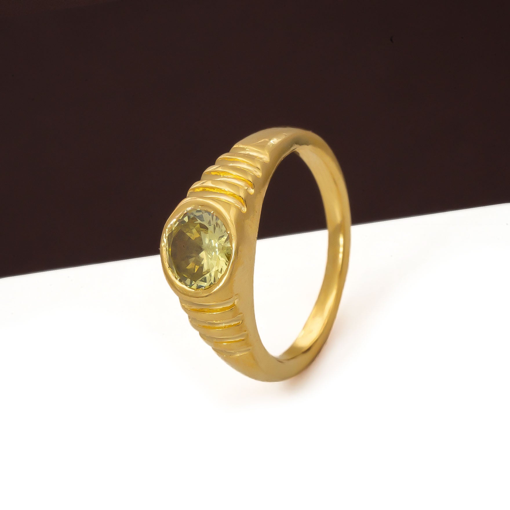 GOLDEN STONE RING PSR8Y-081
