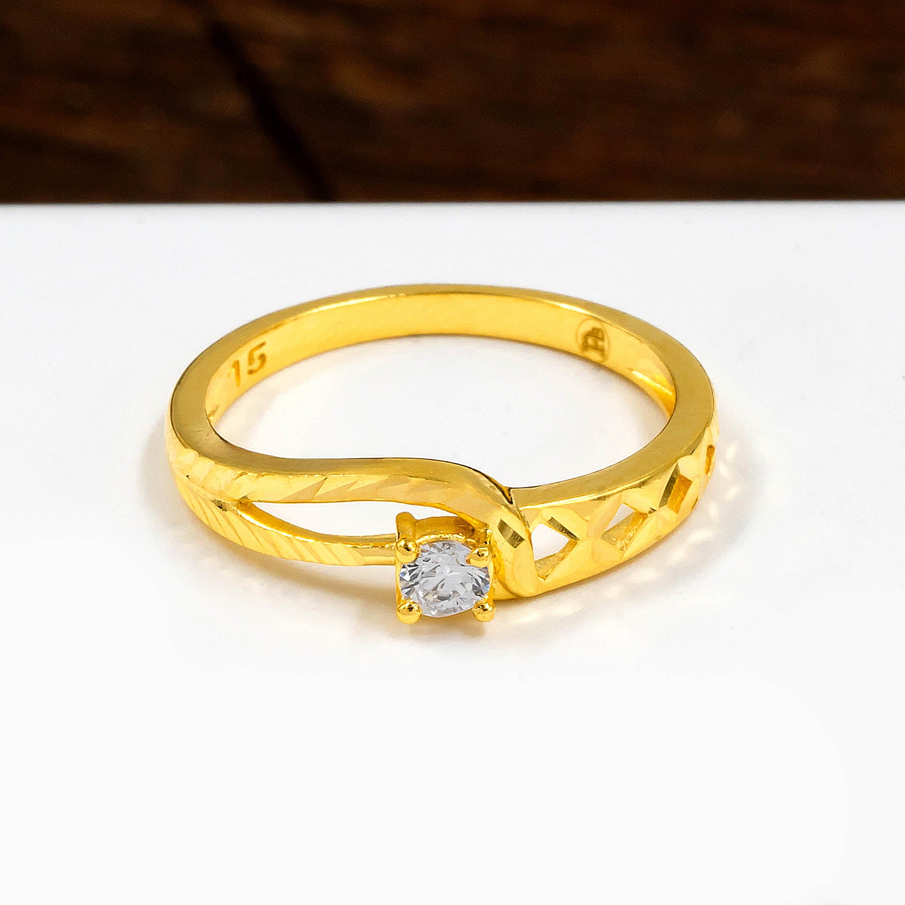 Stone Ring PSR222W-021
