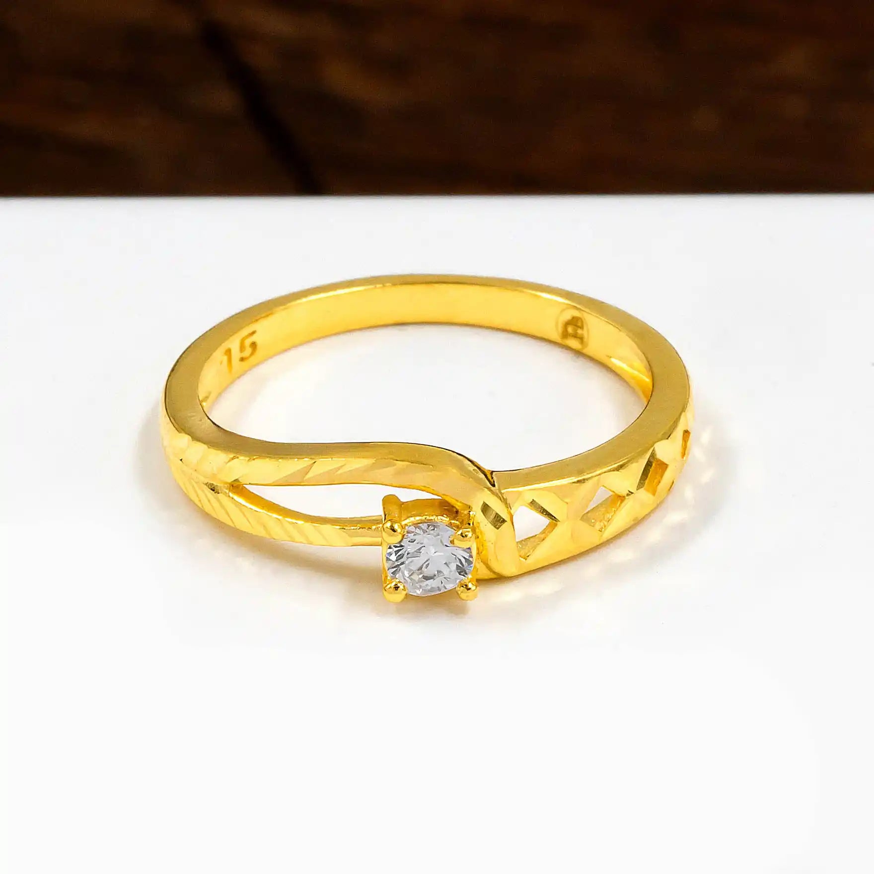 Stone Ring PSR222W-021