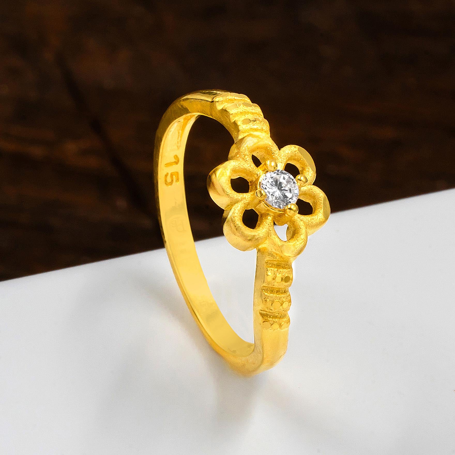 Stone Ring PSR226W-021