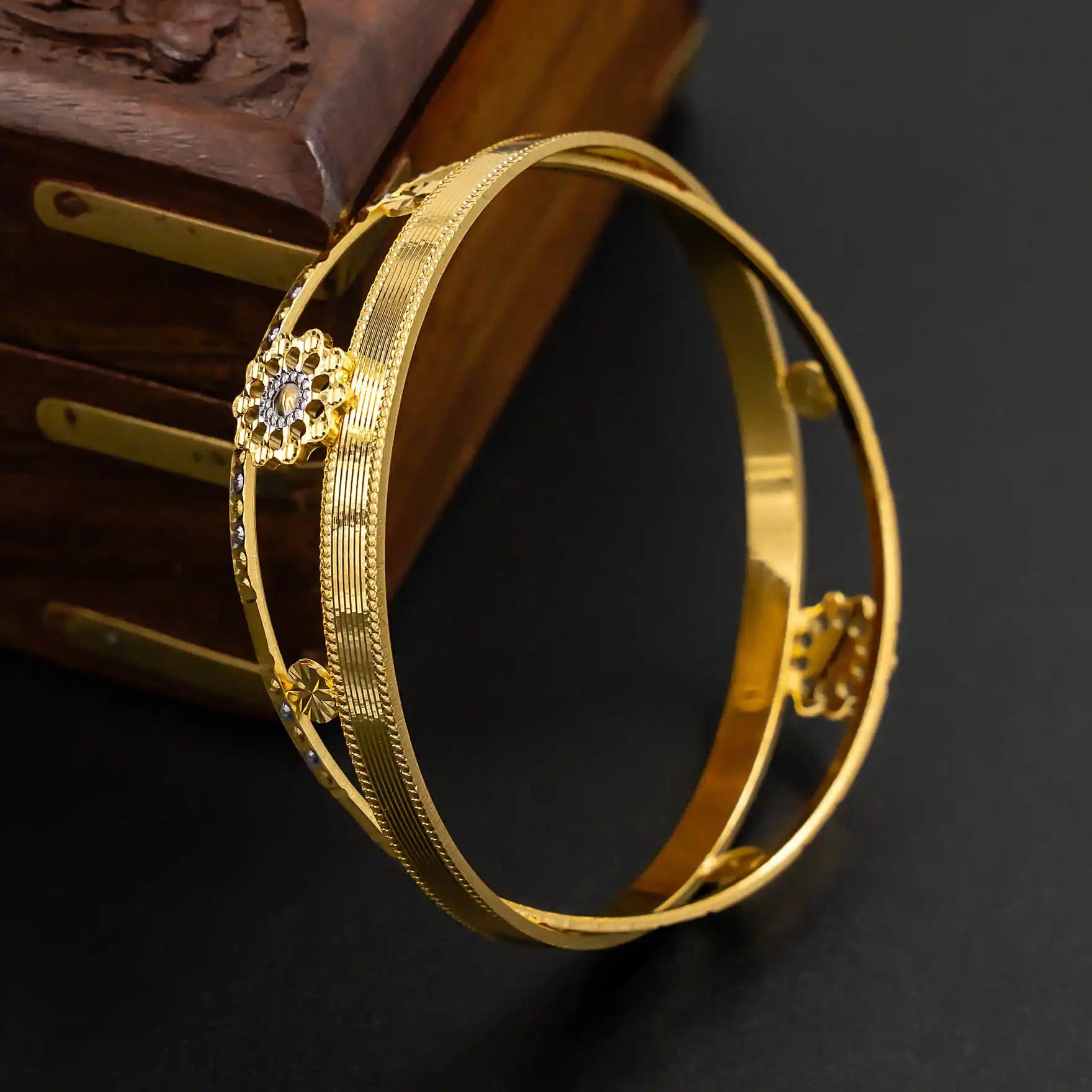 Rhodium Bangle PRGB93-062