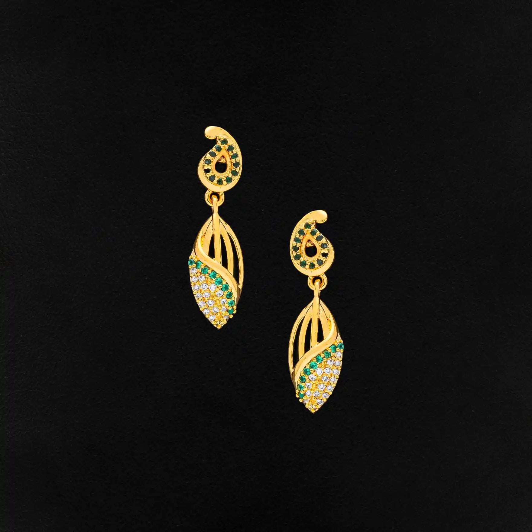 GOLDEN HANGING STUD PSHST75WG-061
