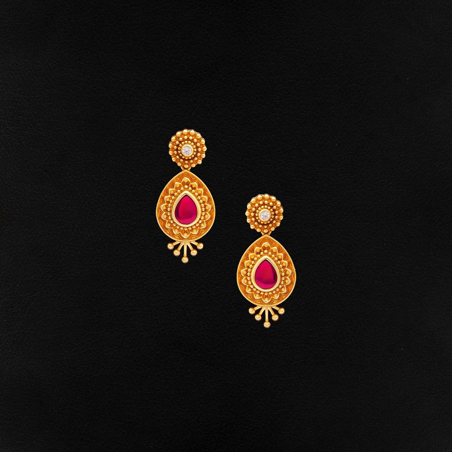 SRESHTA COLLECTION GERU NECKLACE WITH STUD PSGRNSSR55WR-037, PSGRHSTSR21WR-081
