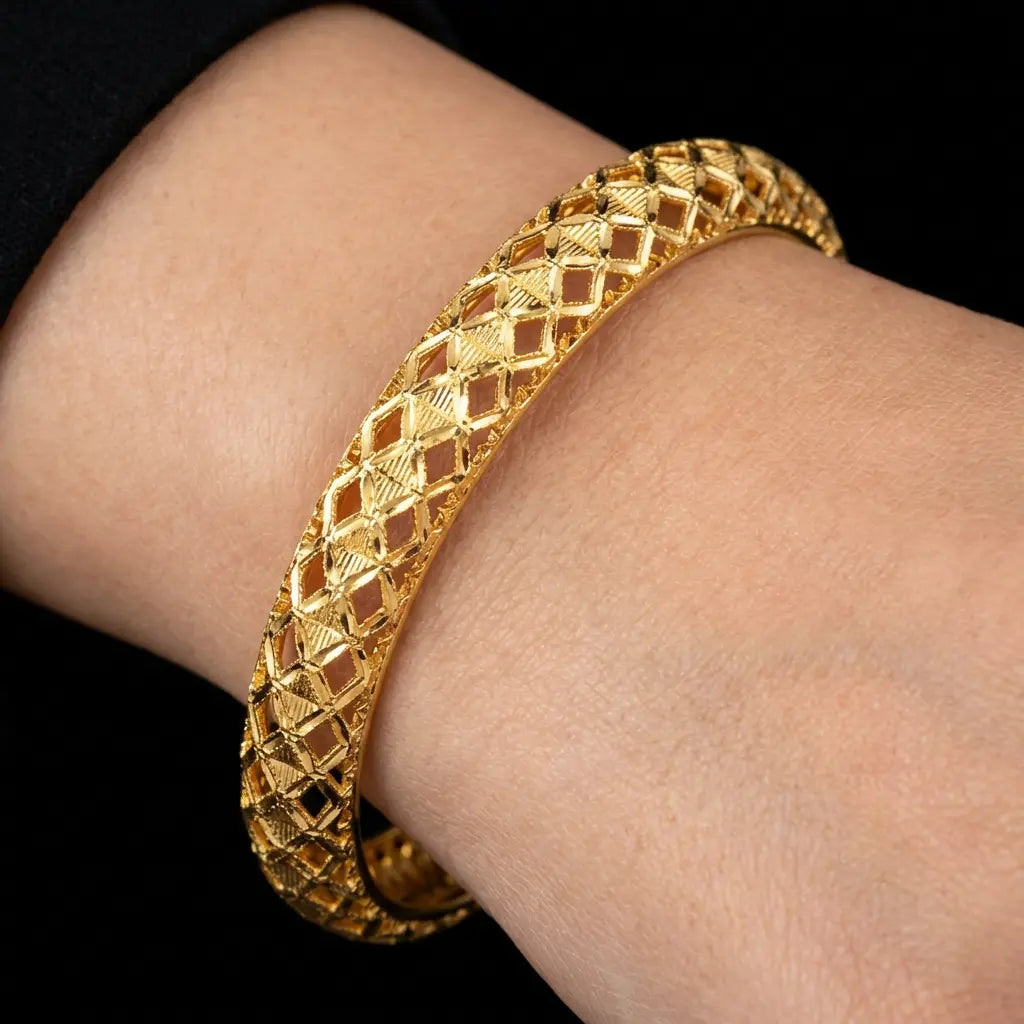 Gold Bangle PGB9-052