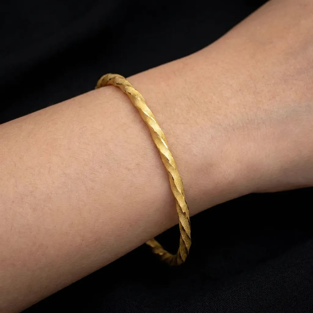 Golden Bangle PGB41a-051