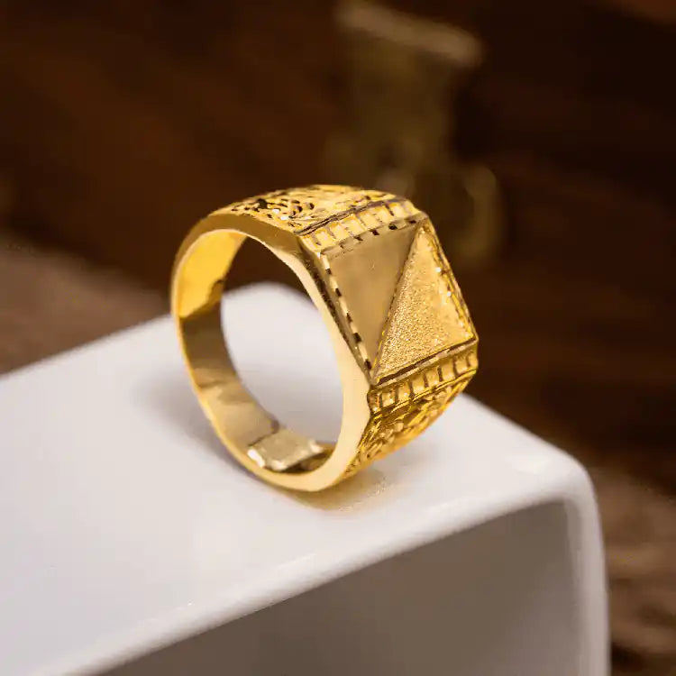 Gents Golden Ring PGGR14-25-052 - Parakkat Jewels