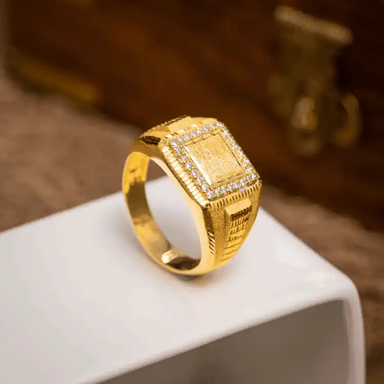 Gents Golden Ring PSGR3W-082 - Parakkat Jewels