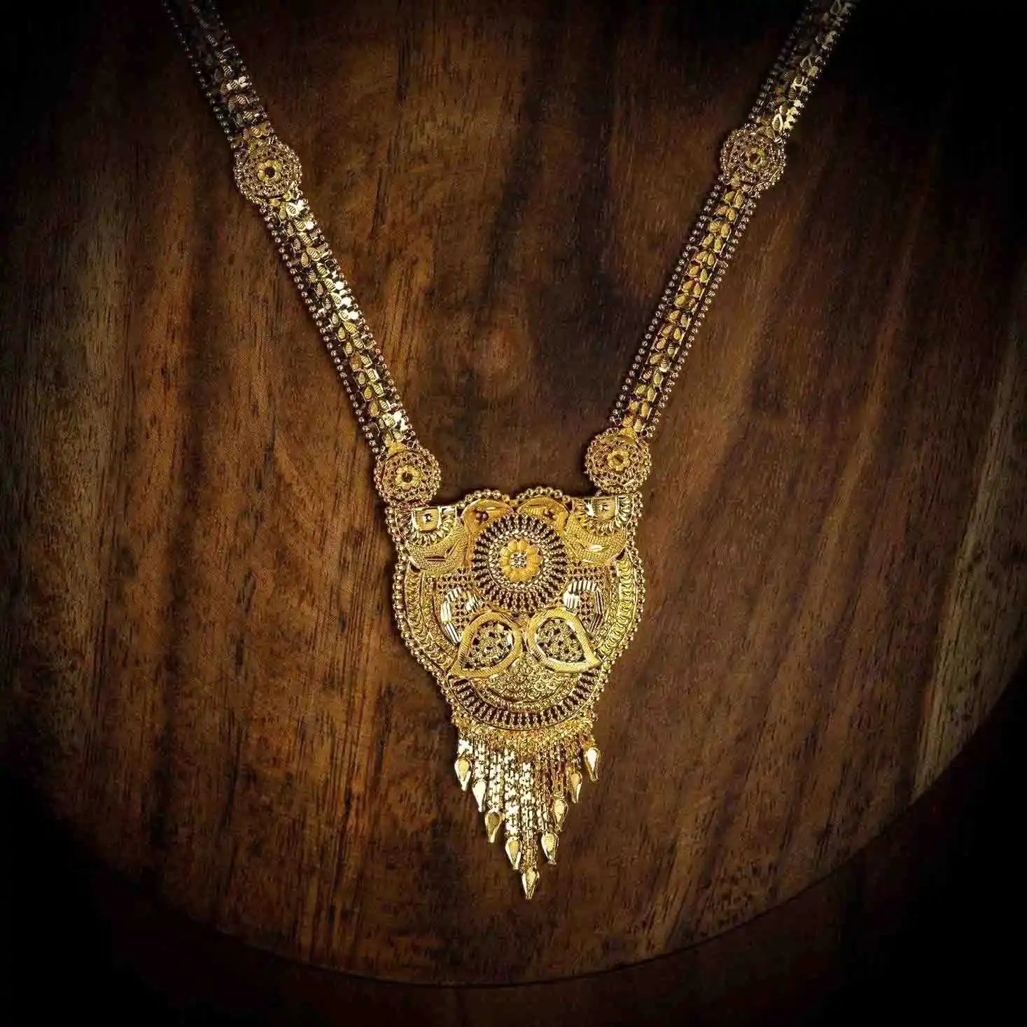 Golden Necklace PGNL18-067 - Parakkat Jewels