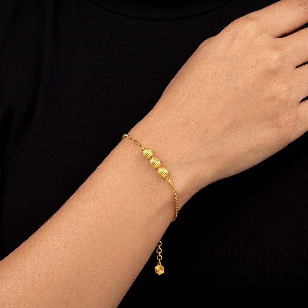 Triple Ribbed Oval Bead Box Chain Bracelet Gold Layered