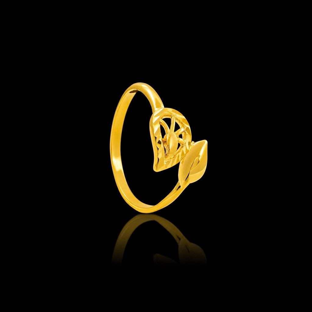 Fan Lattice Fold Band Ring Gold Layered