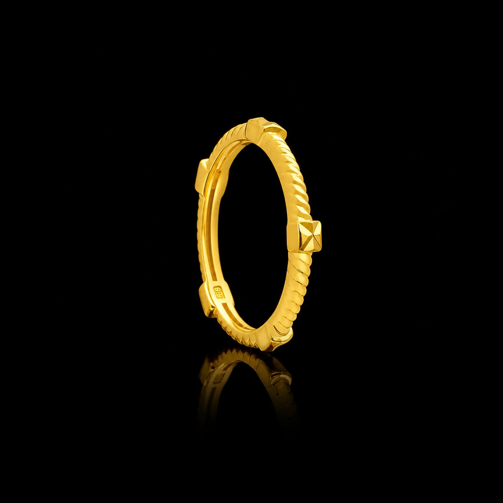 Curl Twist Fine Band Ring Gold Layered