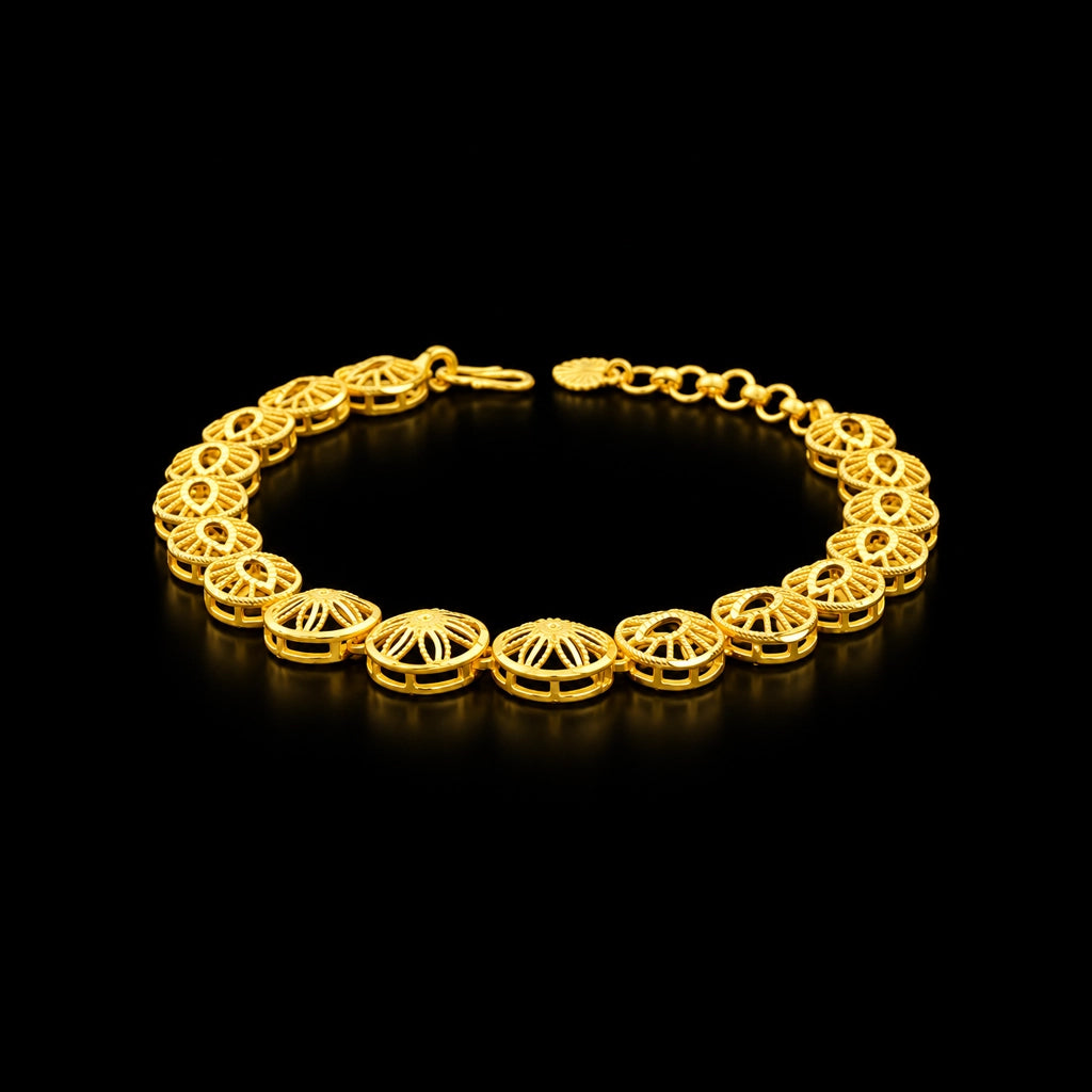 Round Lattice Disc Link Bracelet Gold Layered