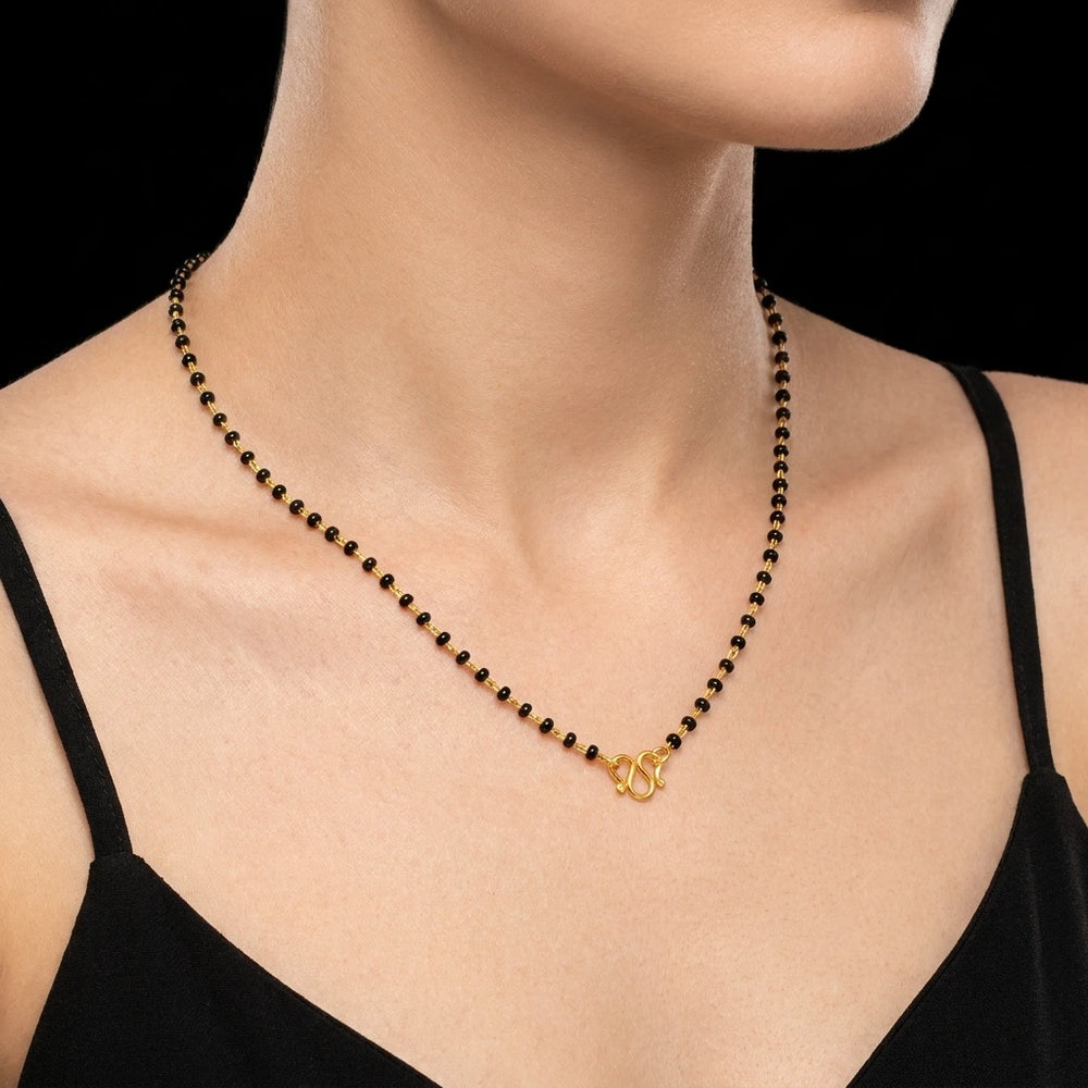 Black Bead Loop Centre Karimani Mangalsutra Gold Layered