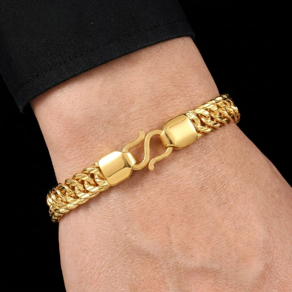 Double Curb Broad Bracelet Gold Layered