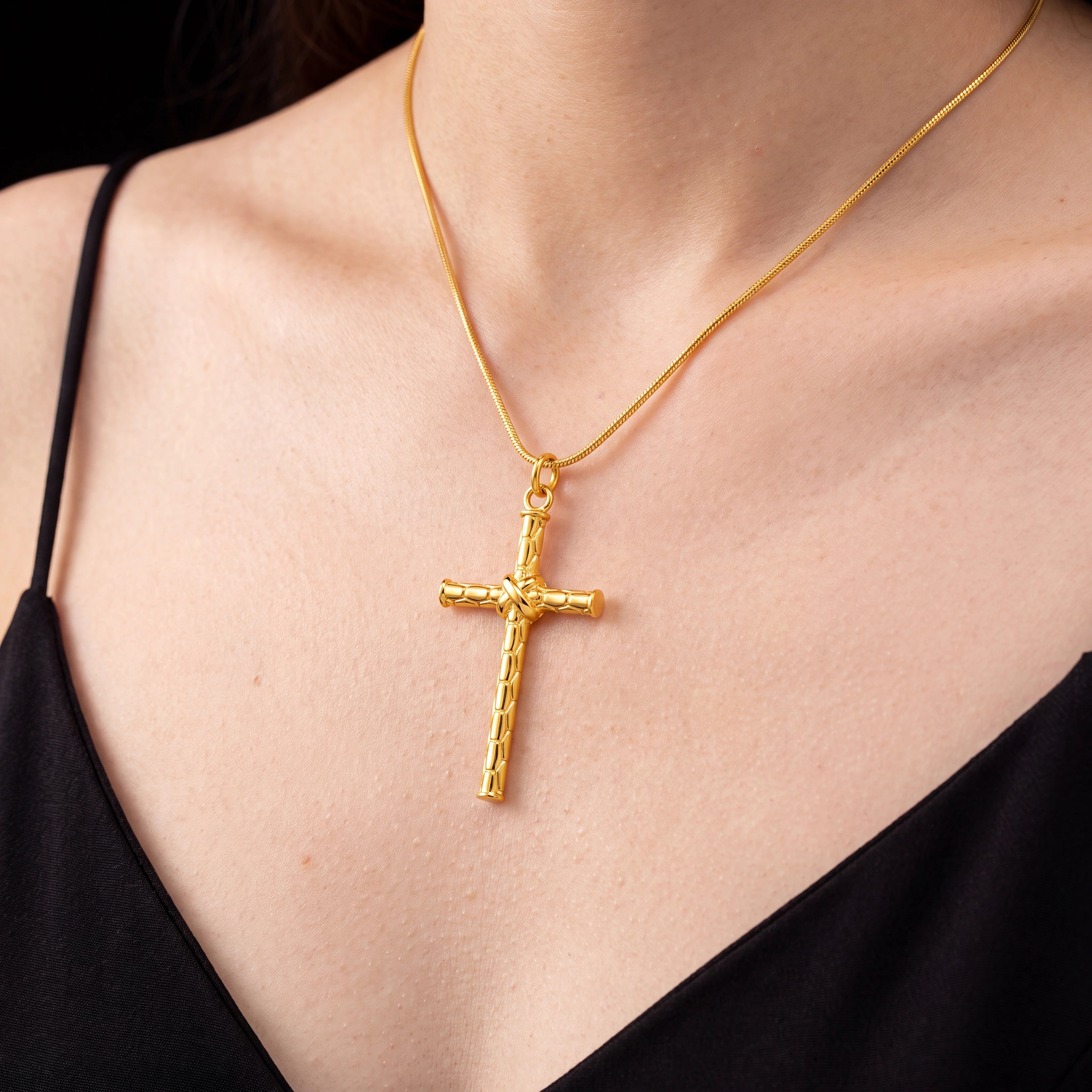 Gold Cross Pendant PGLT62-071