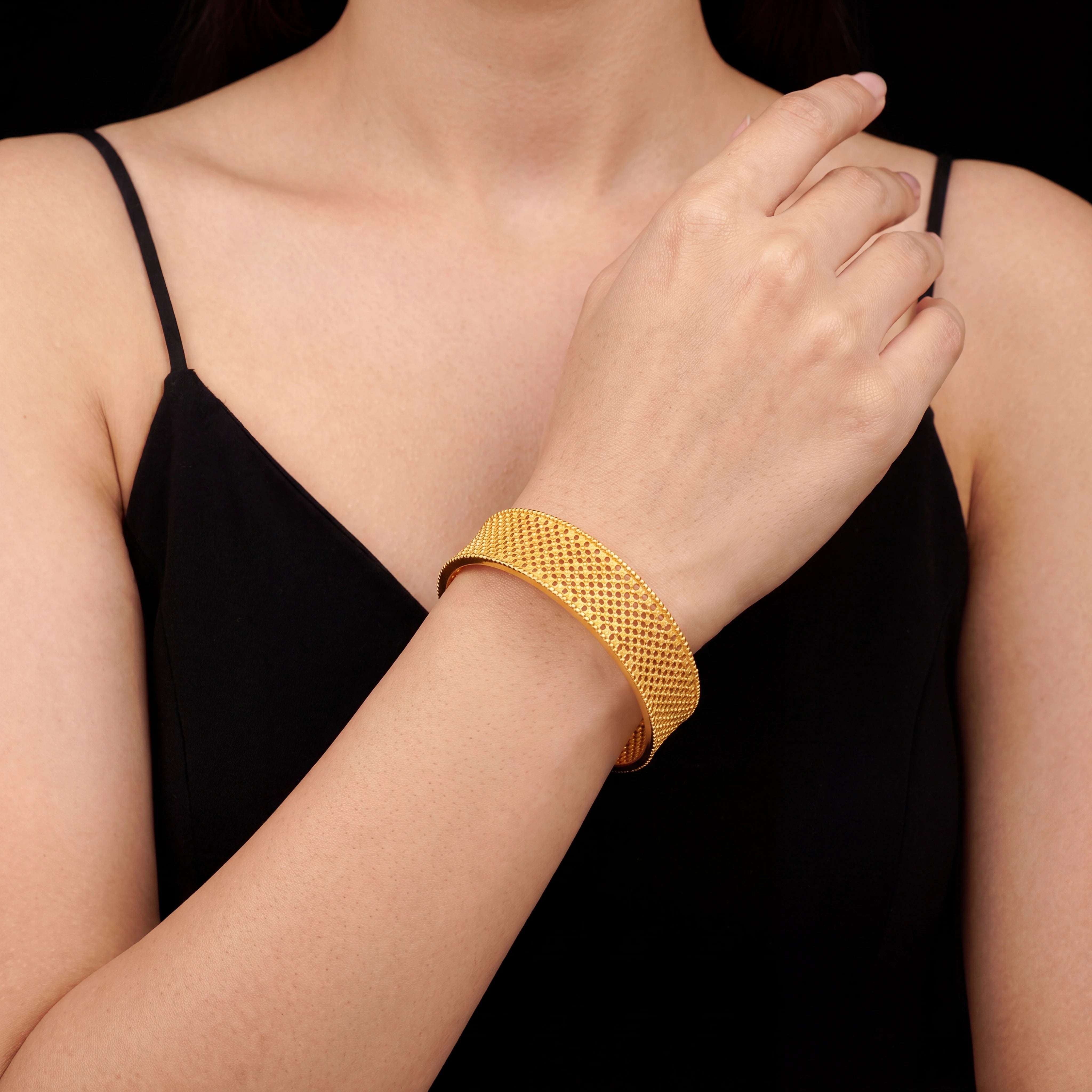 Golden Bangle PGB35-092
