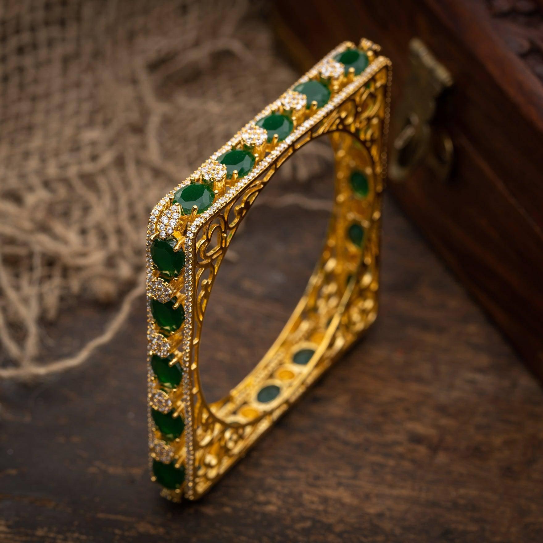Stone Bangle PMSB10WG-006 - Parakkat Jewels