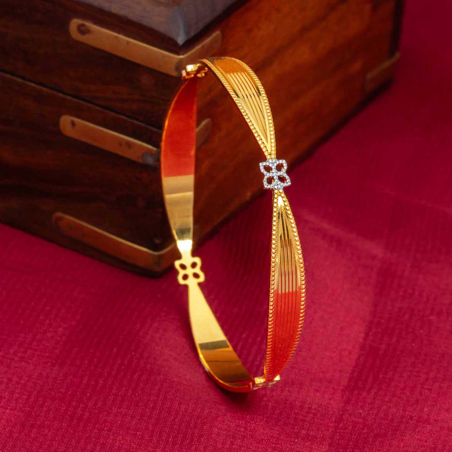 Rhodium Bangle PRGB143-091