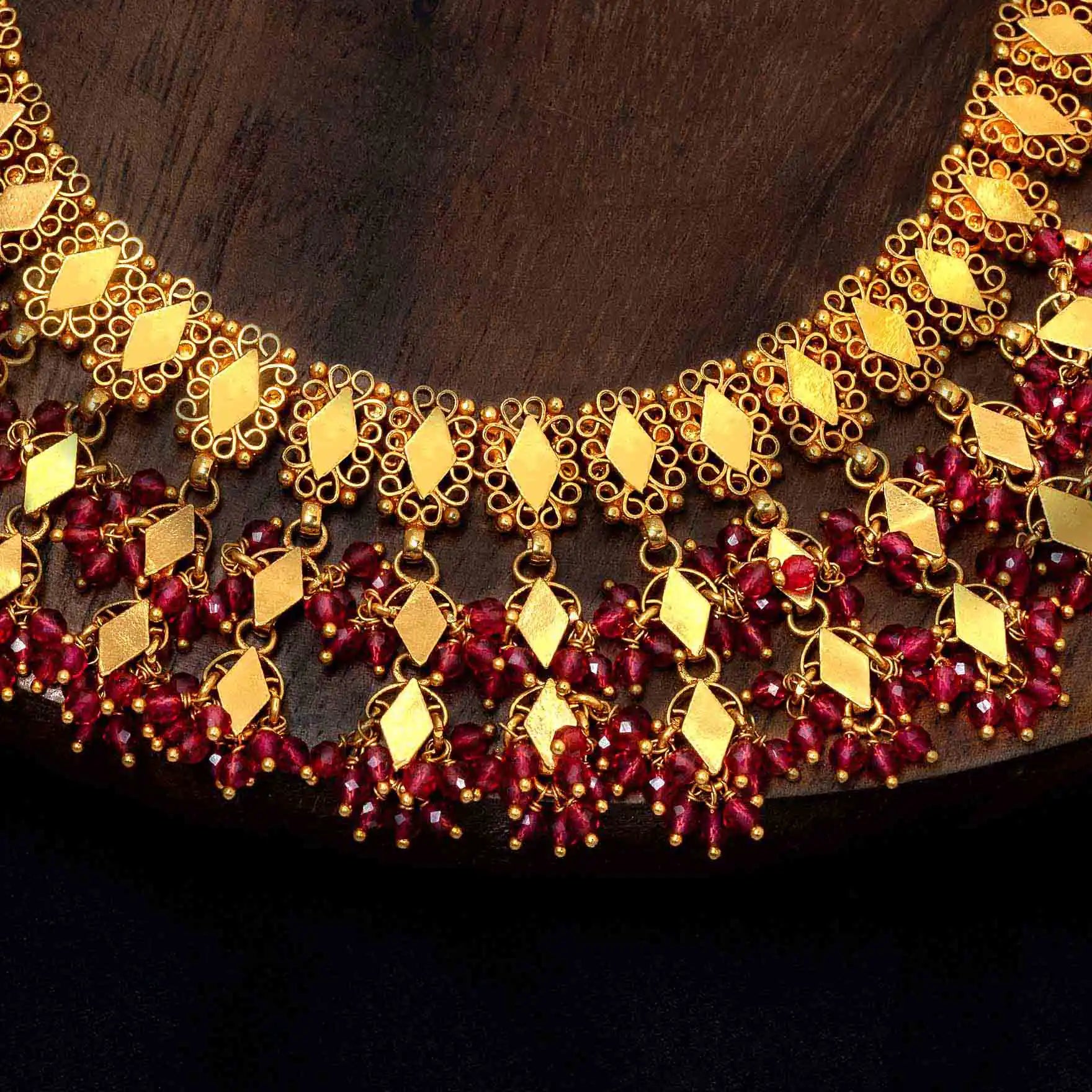 Sreshta Necklace With Earring PGGRNSSR1-0331 , PGGRHSTSR1-082 - Gold Plated Jewellery | Parakkat ...