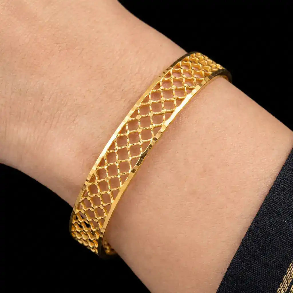 24CT HEAVY Gold Layered BOHO STYLE BANGLE PGB108-052