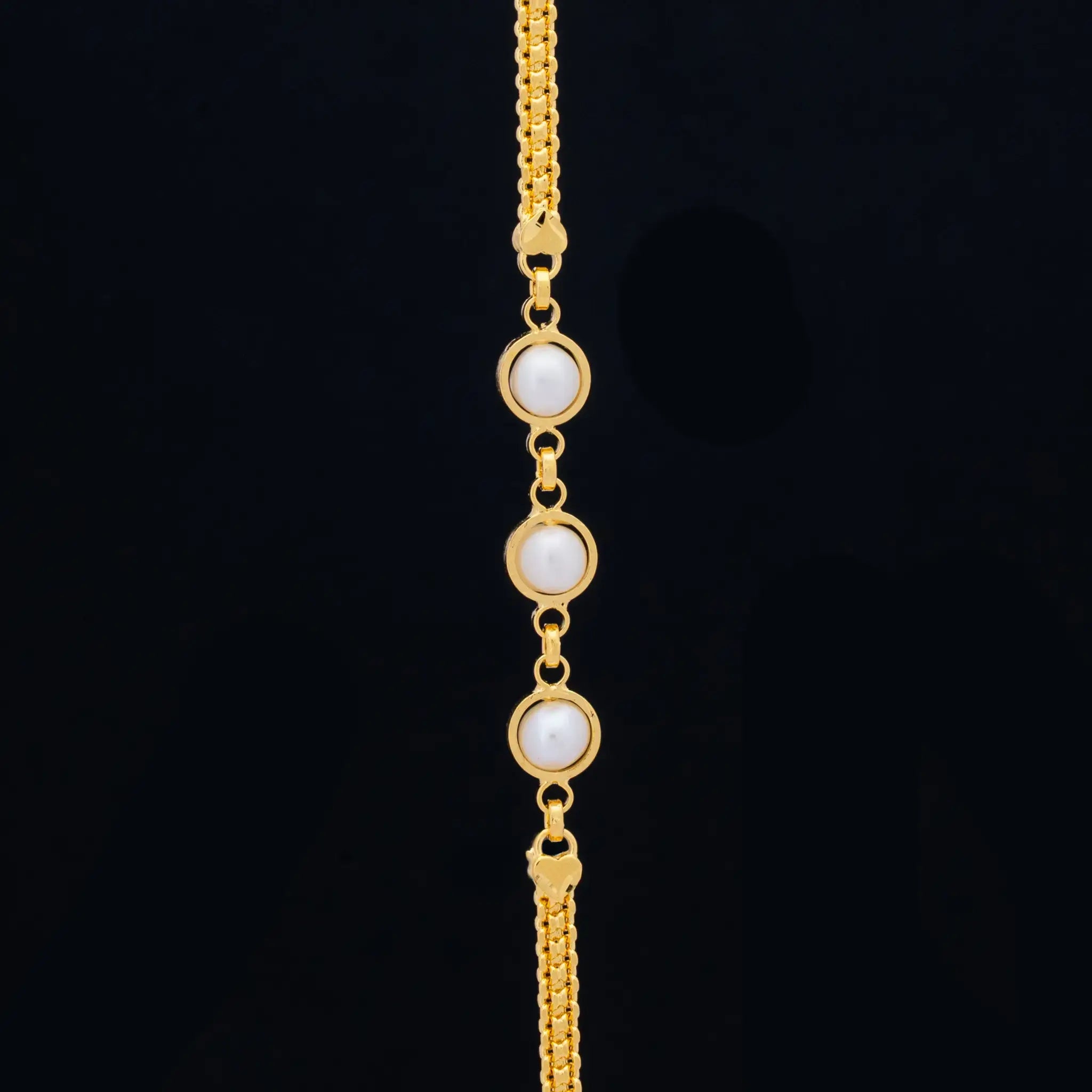 Classic Pearl Chain with Golden Bezels PSC1-095