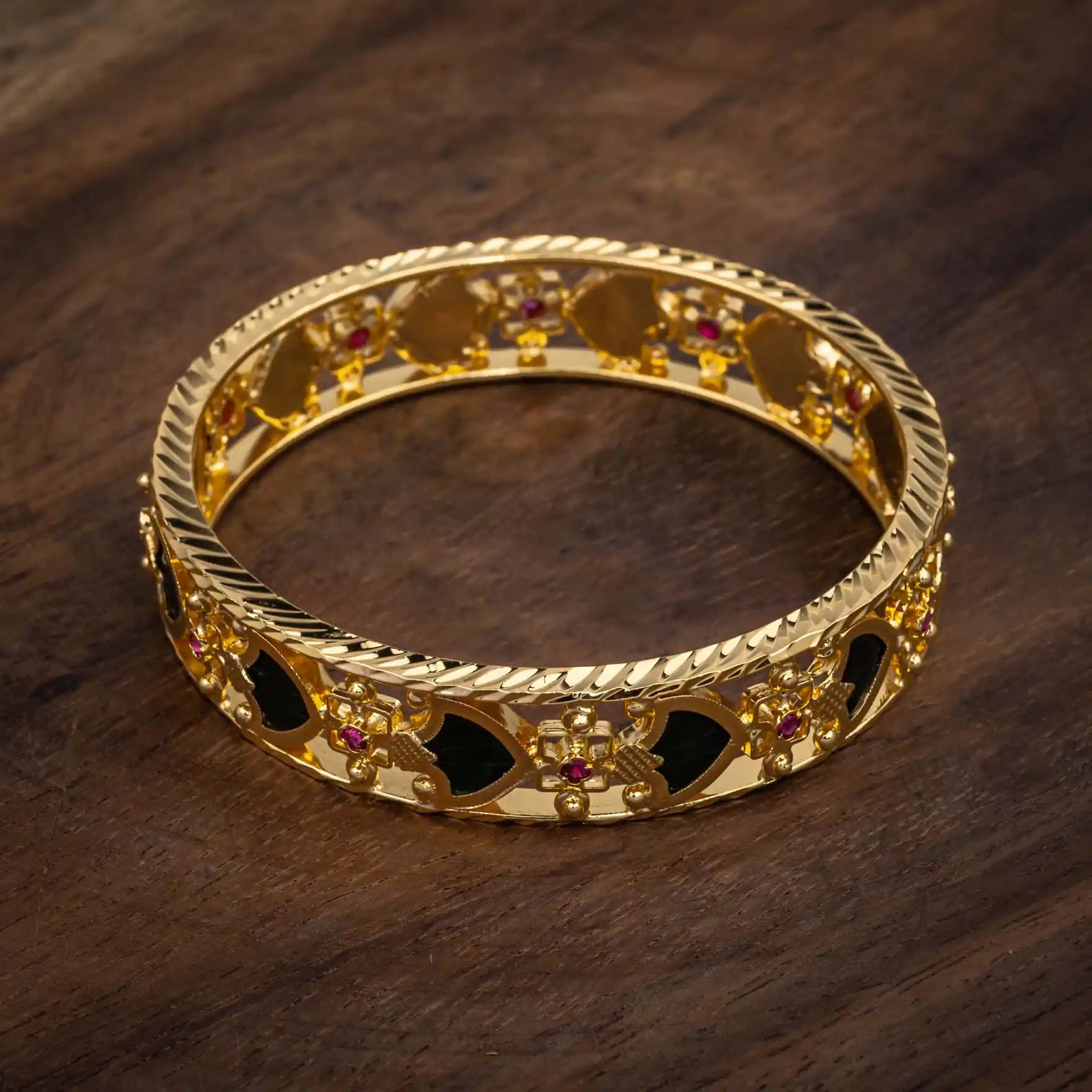 Palakka Stone Bangle PSPKBPG19-013 — Gold Plated Jewellery | Parakkat Jewels