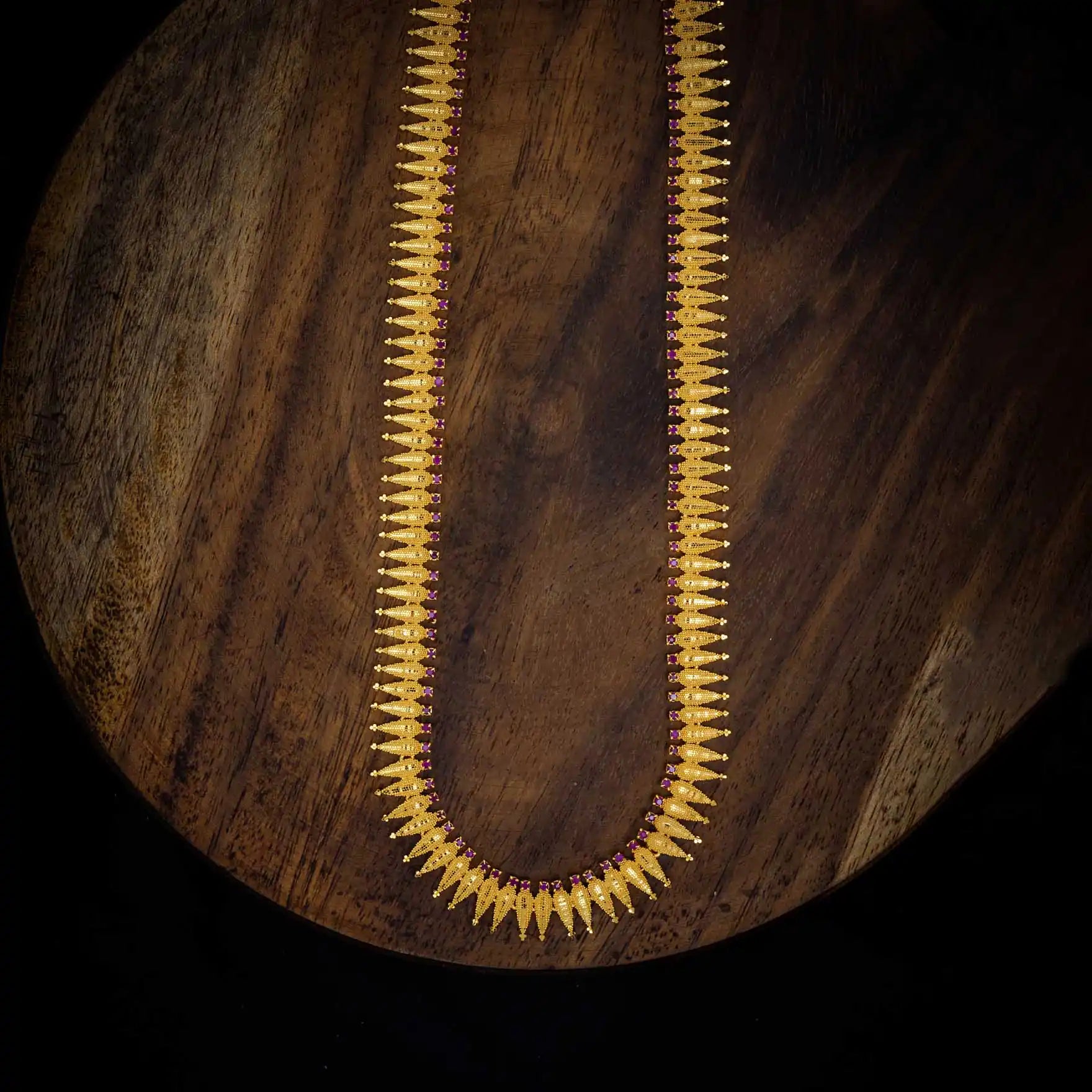 Modern Necklaces For Women 