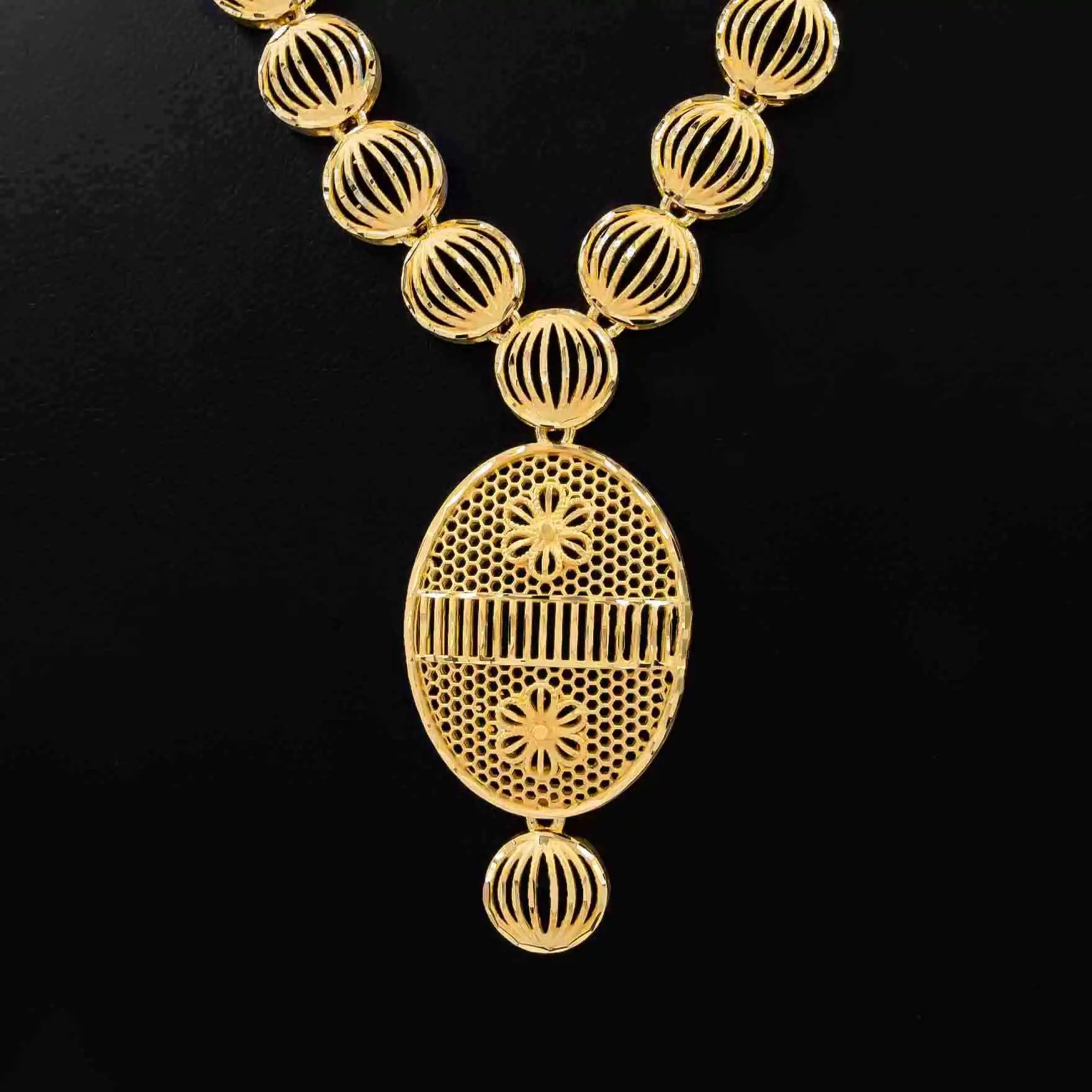 Golden Necklace medium PGNS69-035