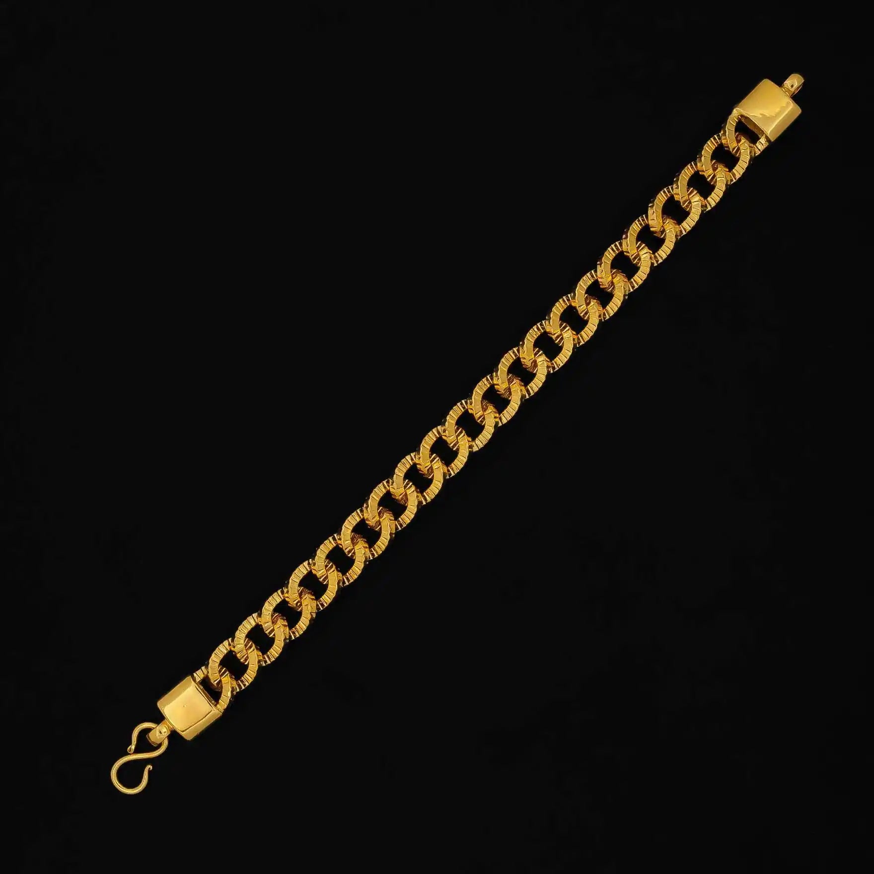 bold bracelet 